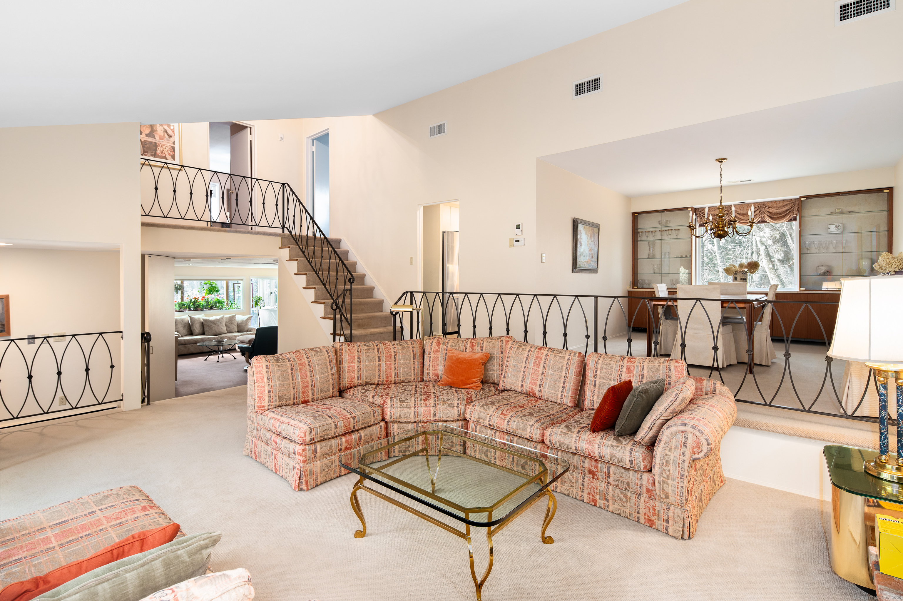 1 Red Oak Lane