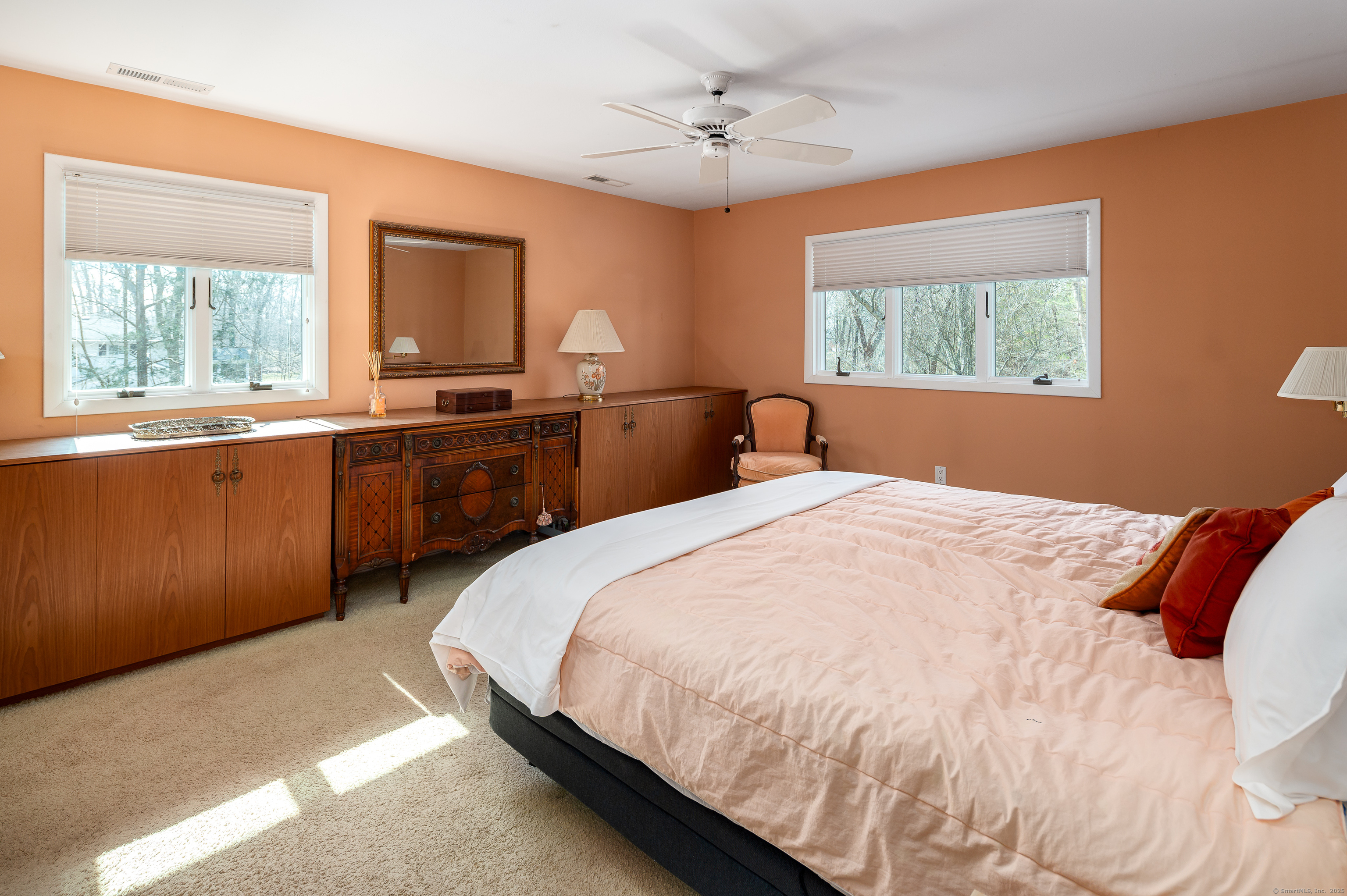 1 Red Oak Lane