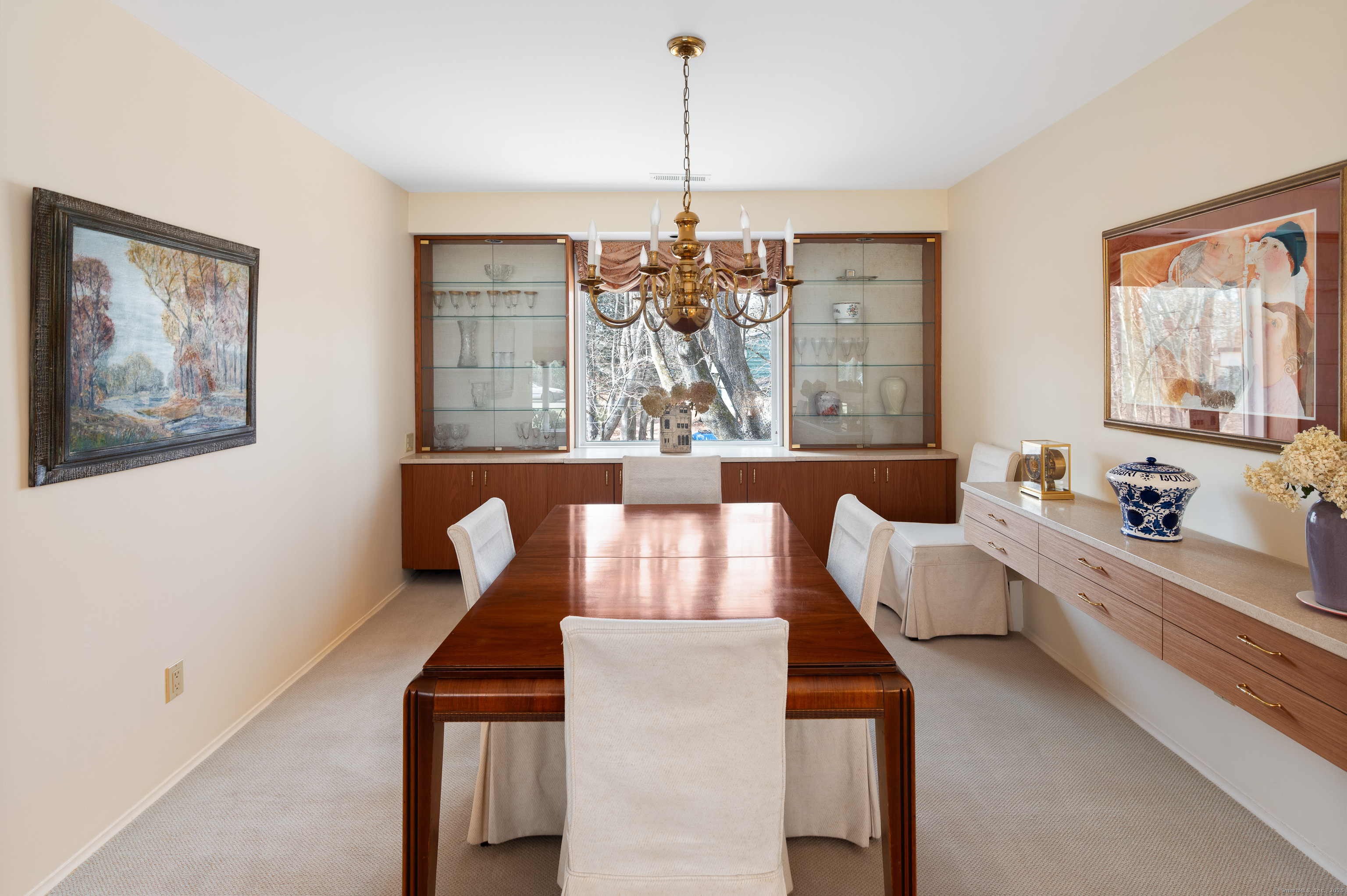 1 Red Oak Lane