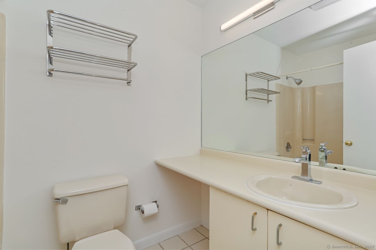 1500 Bedford Street APT 306