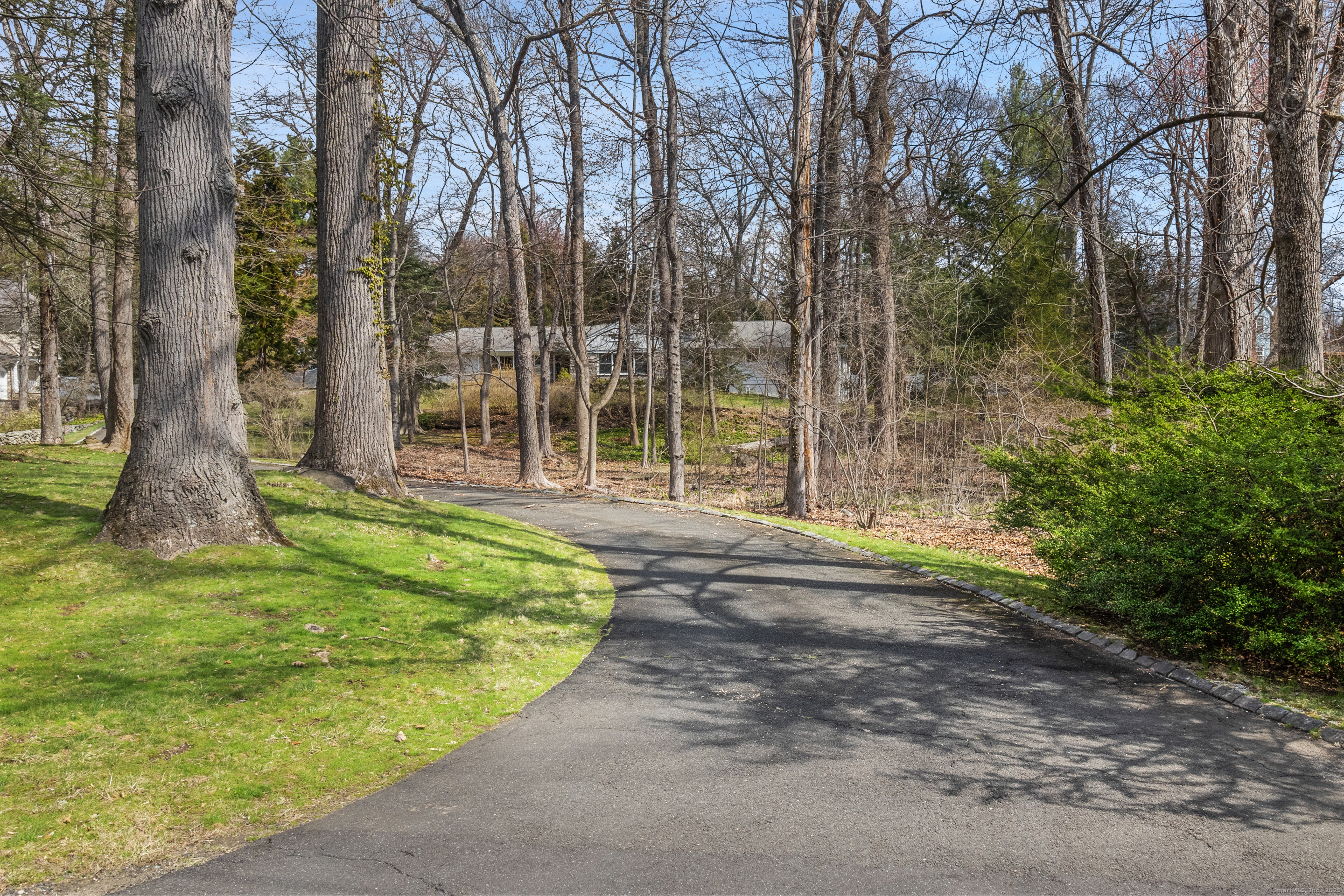 82 Rockwood Lane