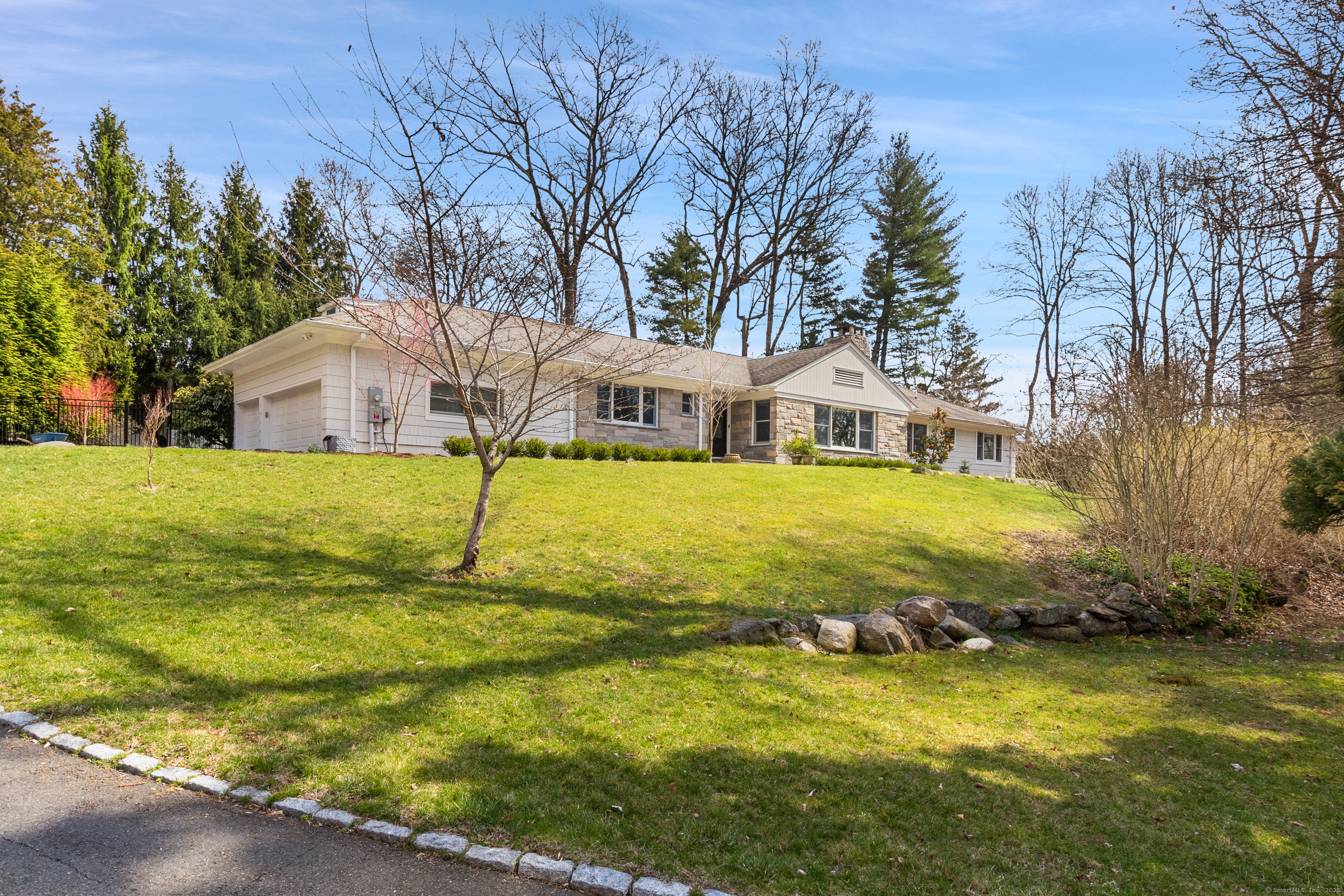 82 Rockwood Lane