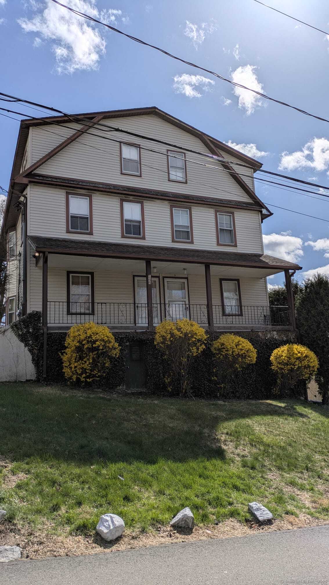 144 Pine Street APT C