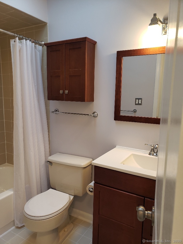 144 Pine Street APT C