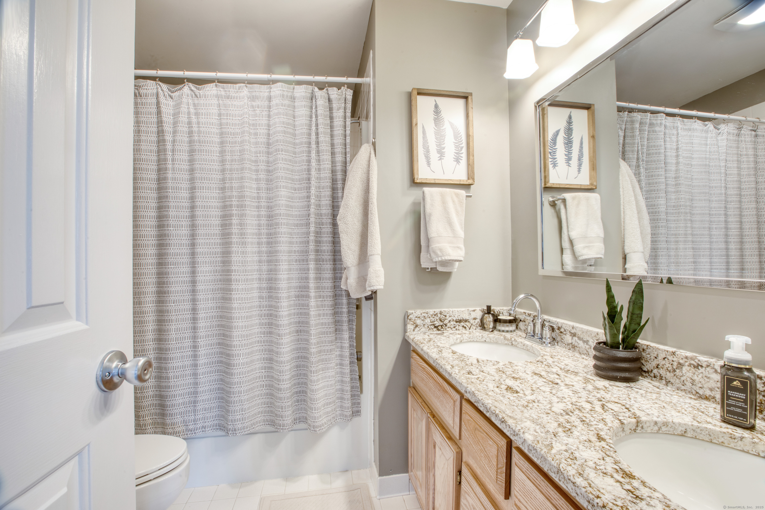 65 Wolfpit Avenue APT 2C