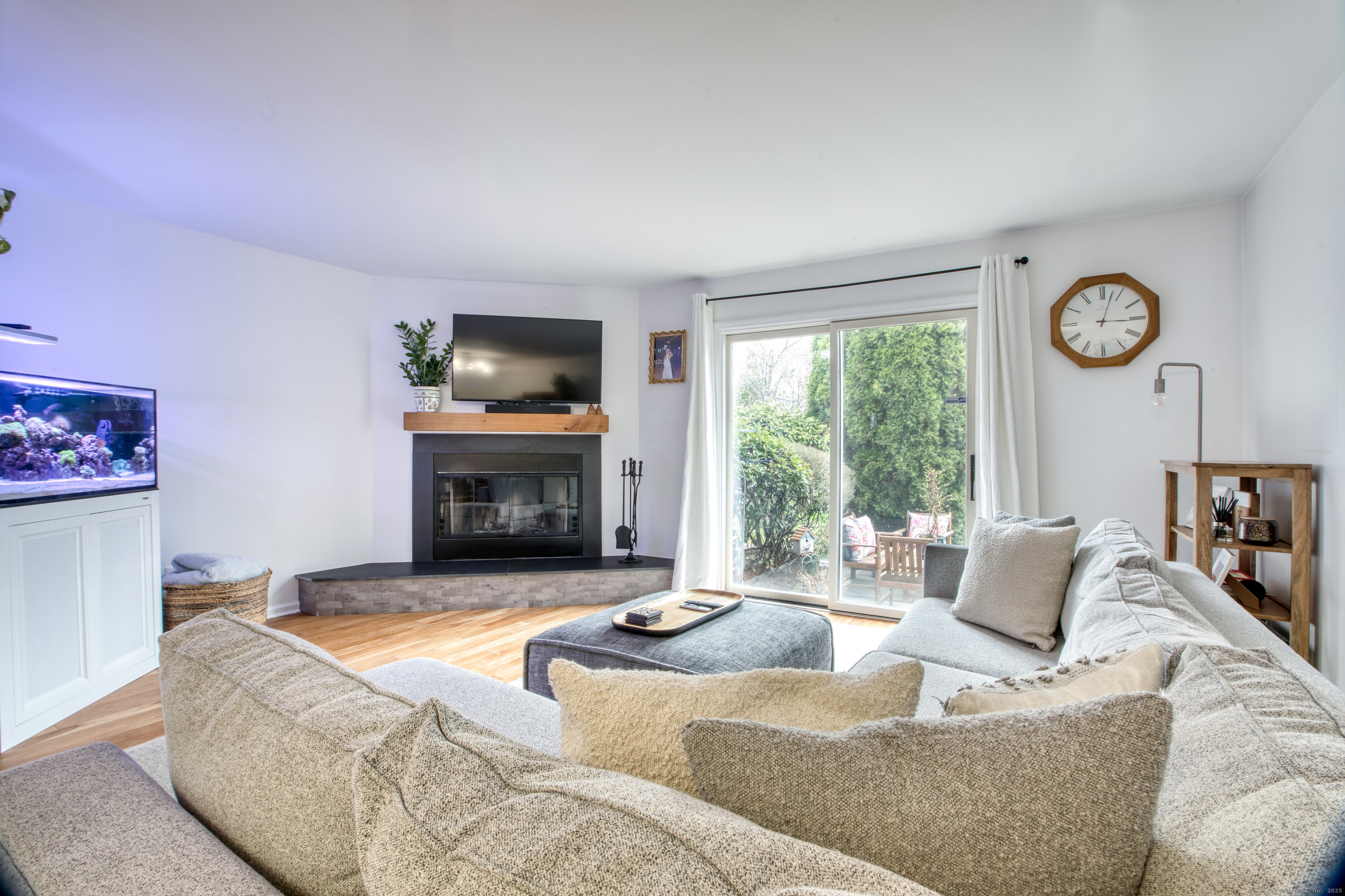 65 Wolfpit Avenue APT 2C