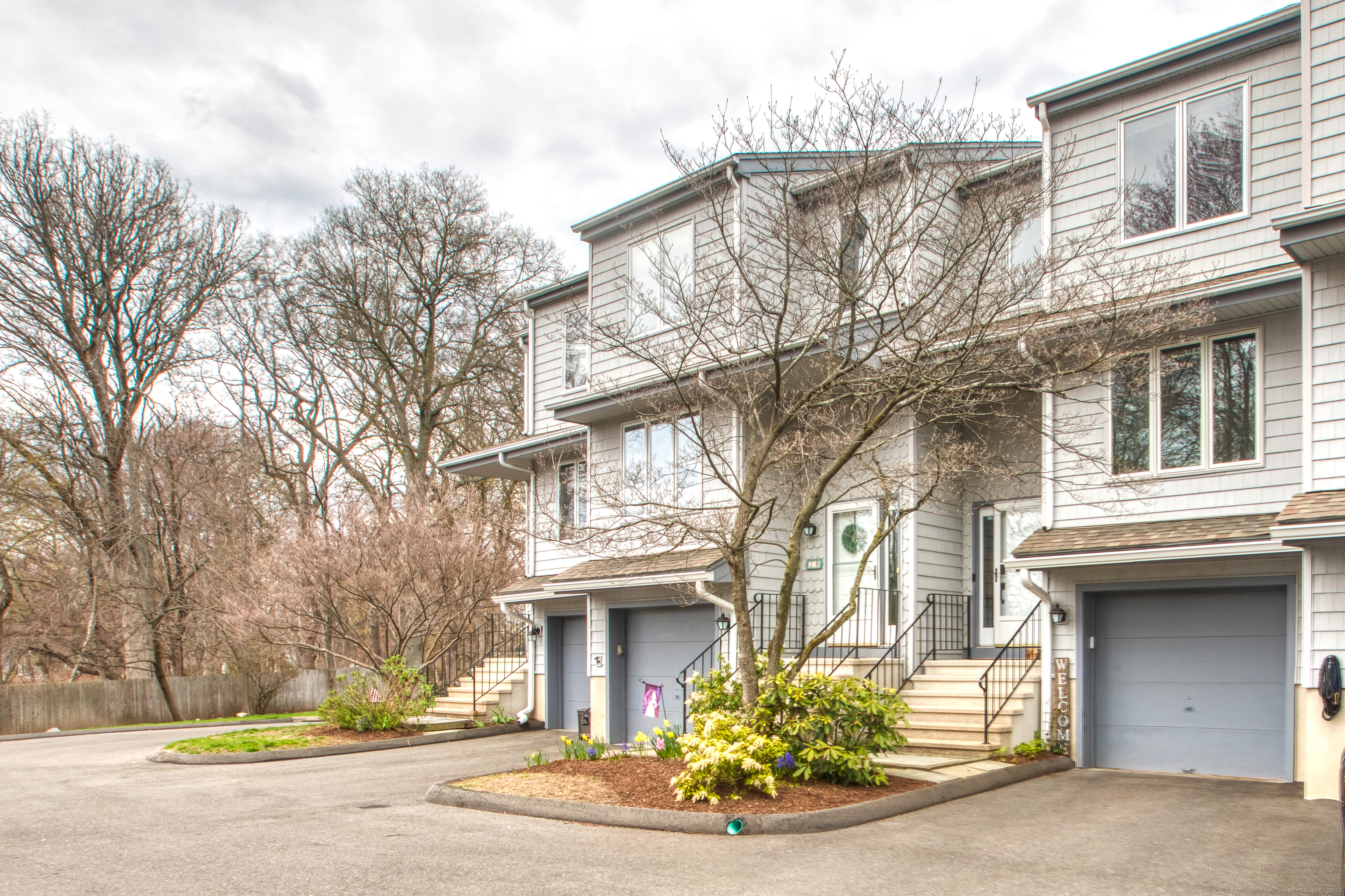 65 Wolfpit Avenue APT 2C