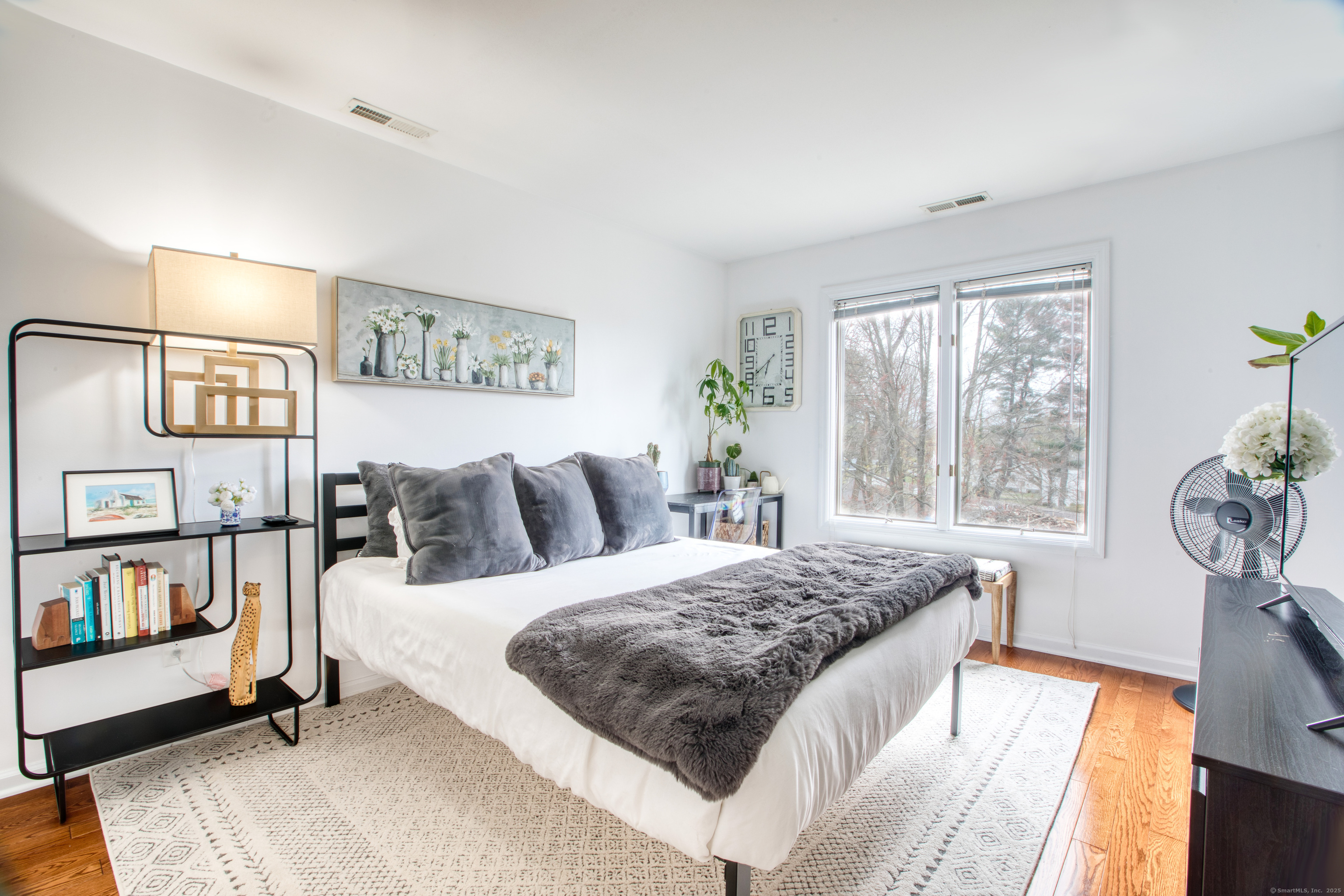 65 Wolfpit Avenue APT 2C