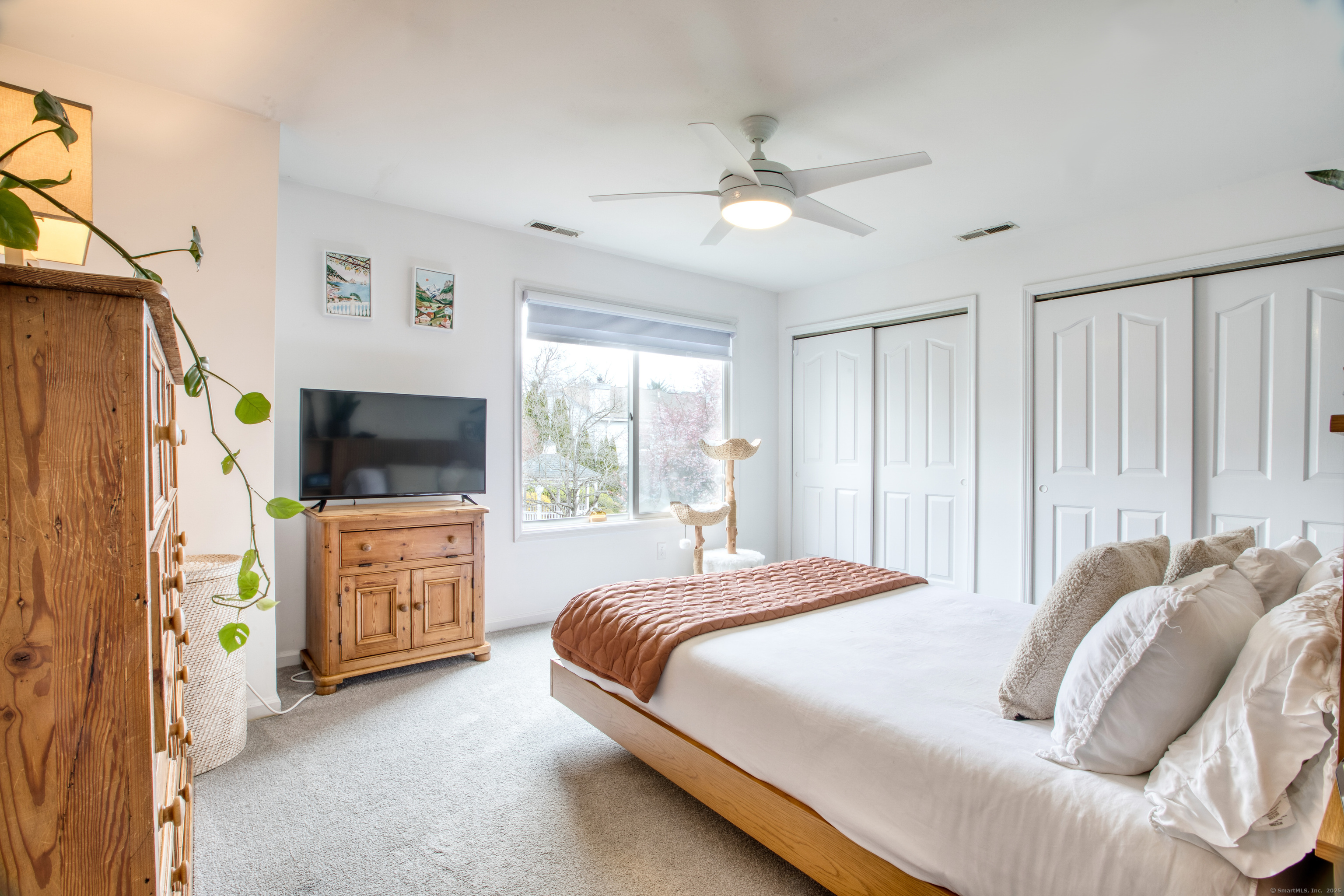 65 Wolfpit Avenue APT 2C