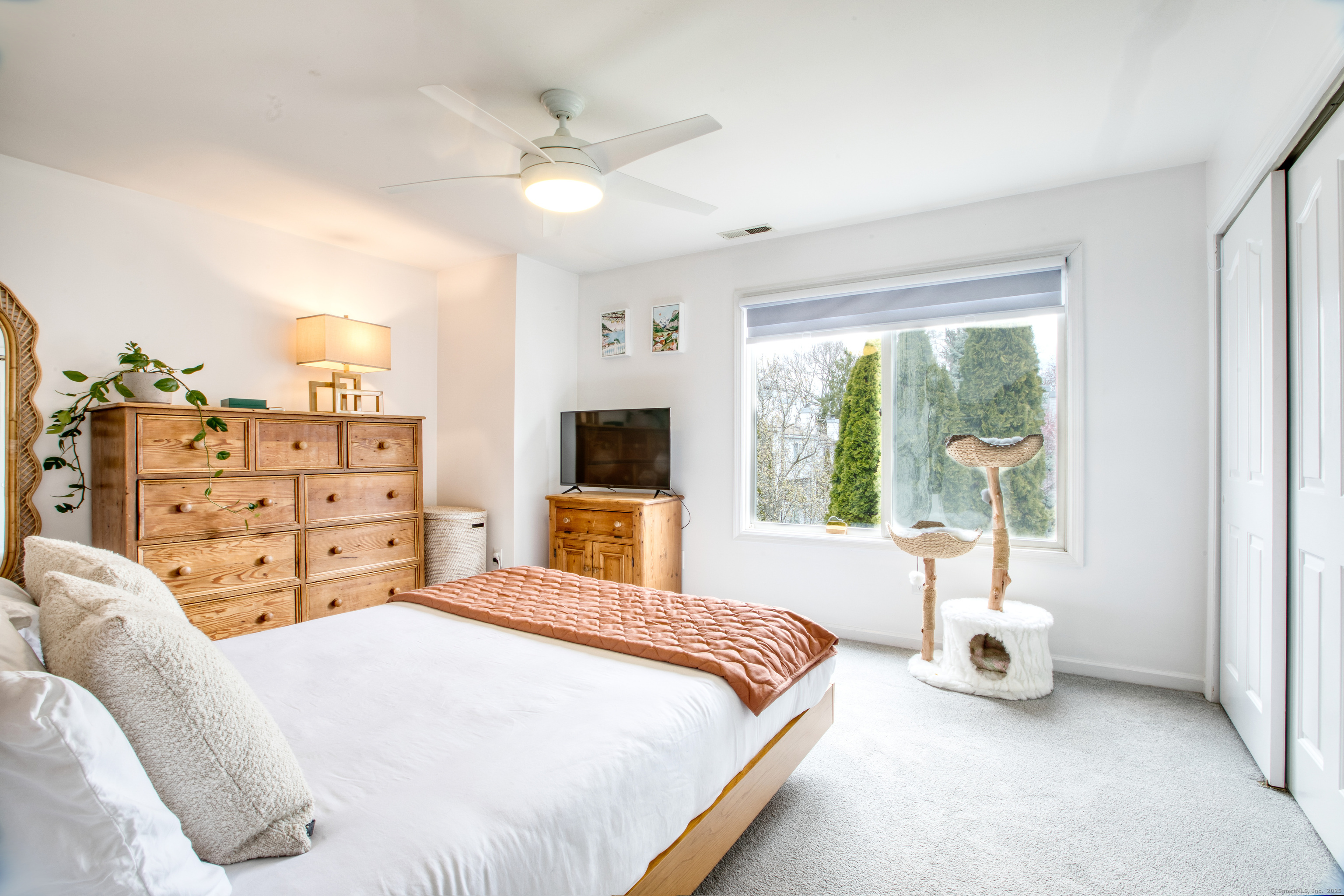 65 Wolfpit Avenue APT 2C