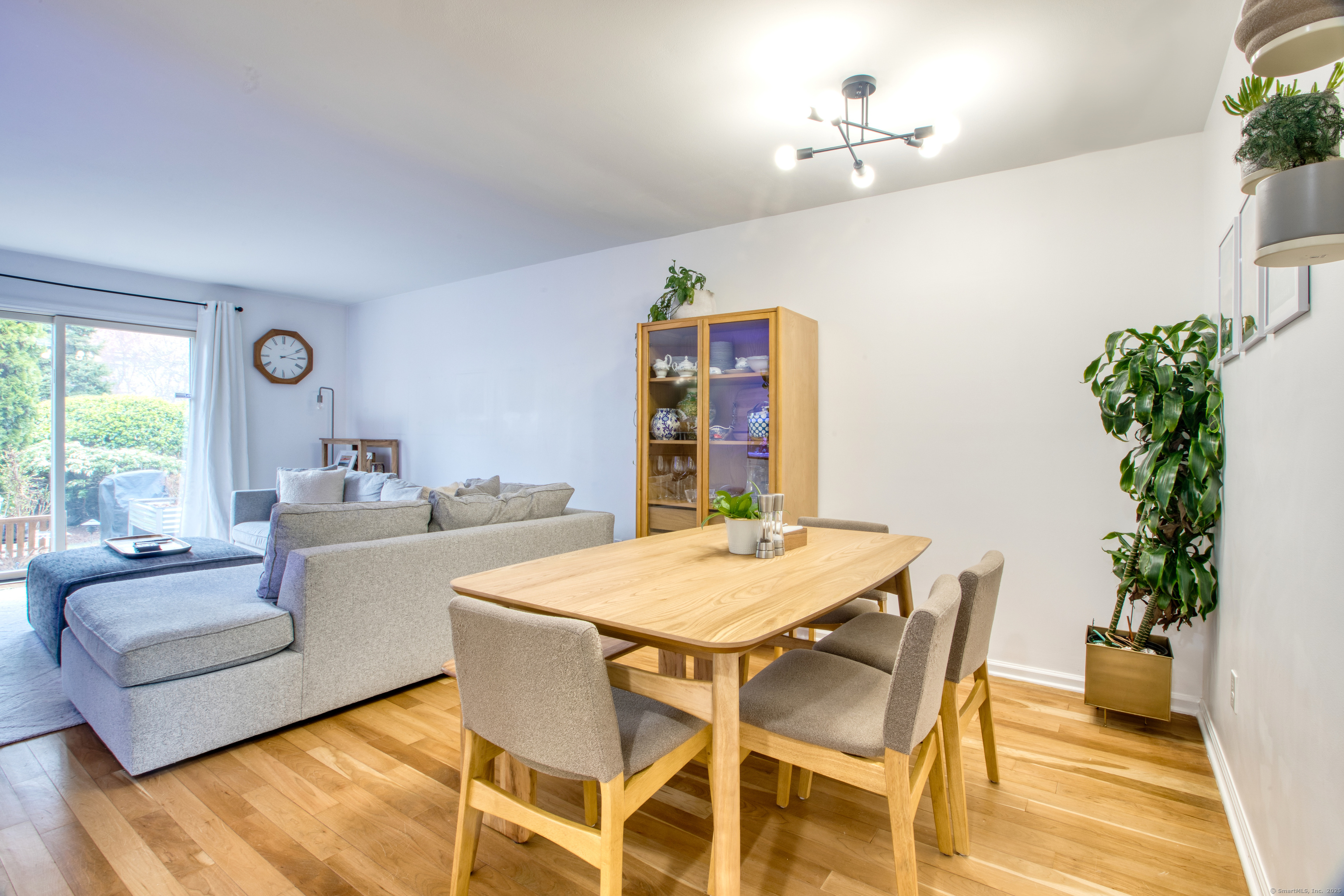 65 Wolfpit Avenue APT 2C