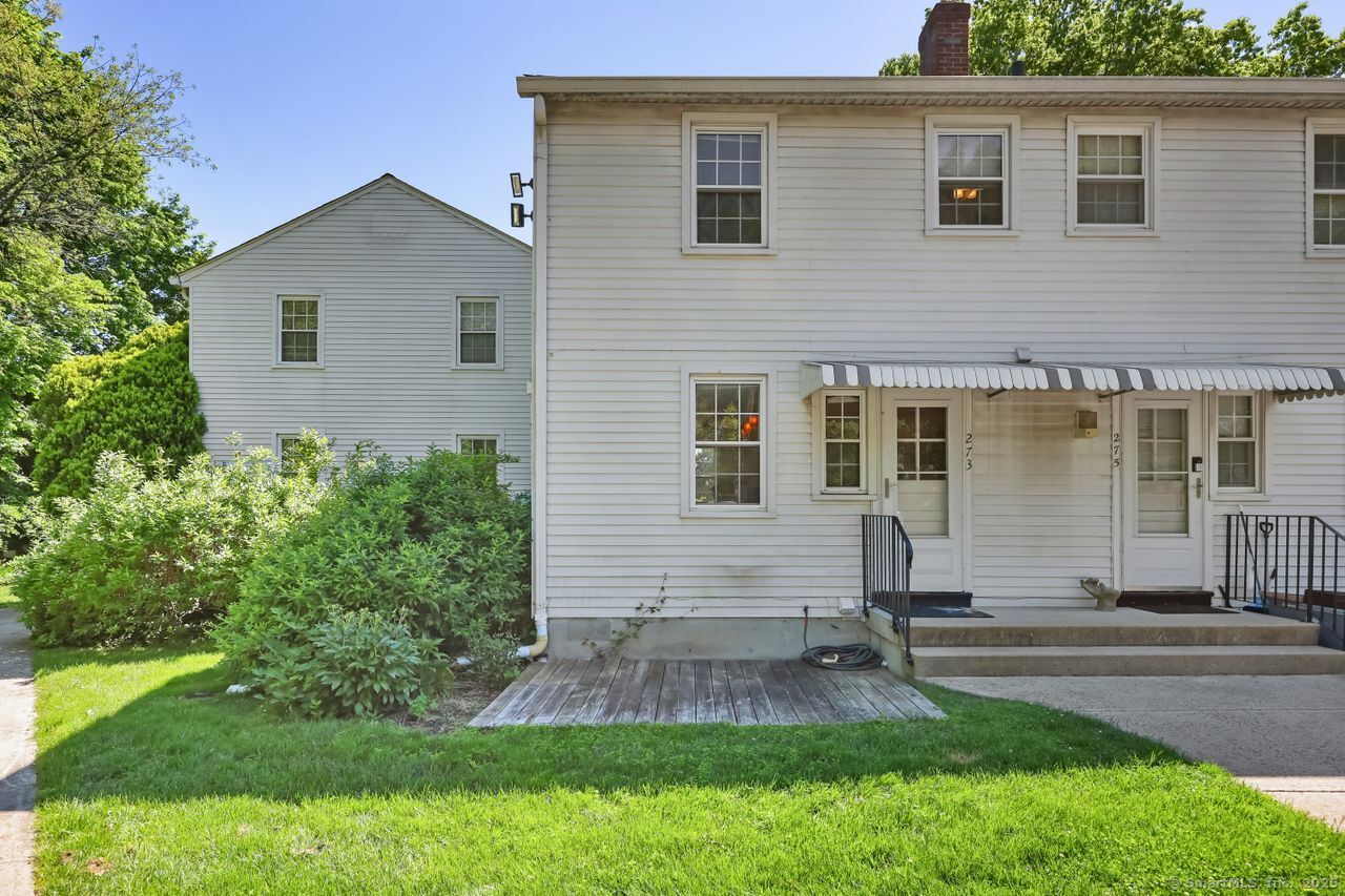 273 Sylvan Knoll