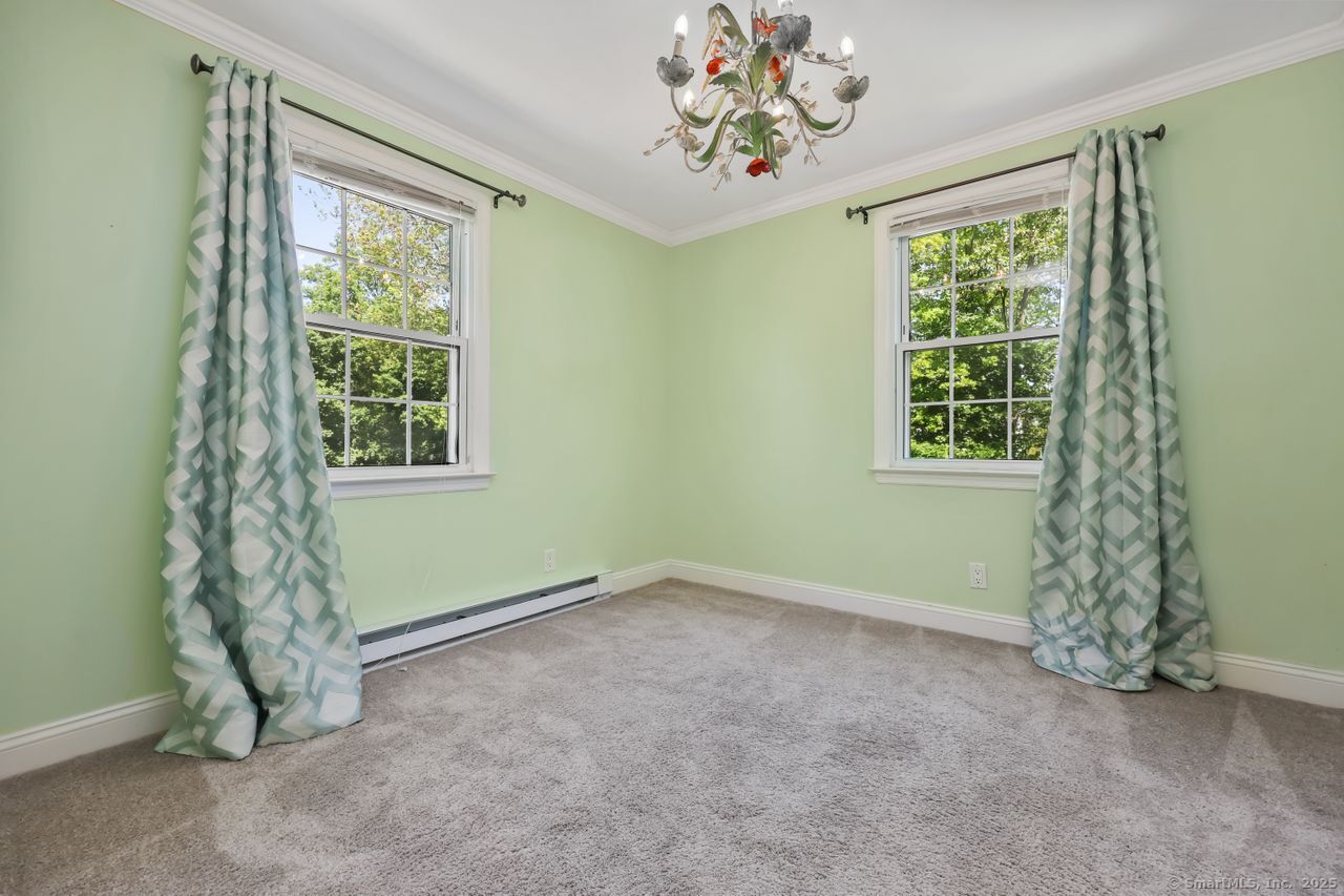273 Sylvan Knoll