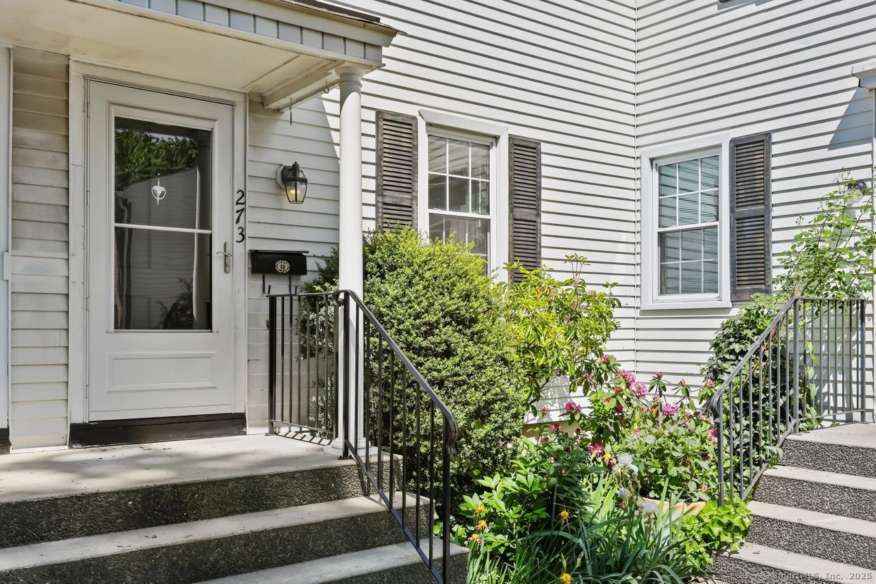 273 Sylvan Knoll
