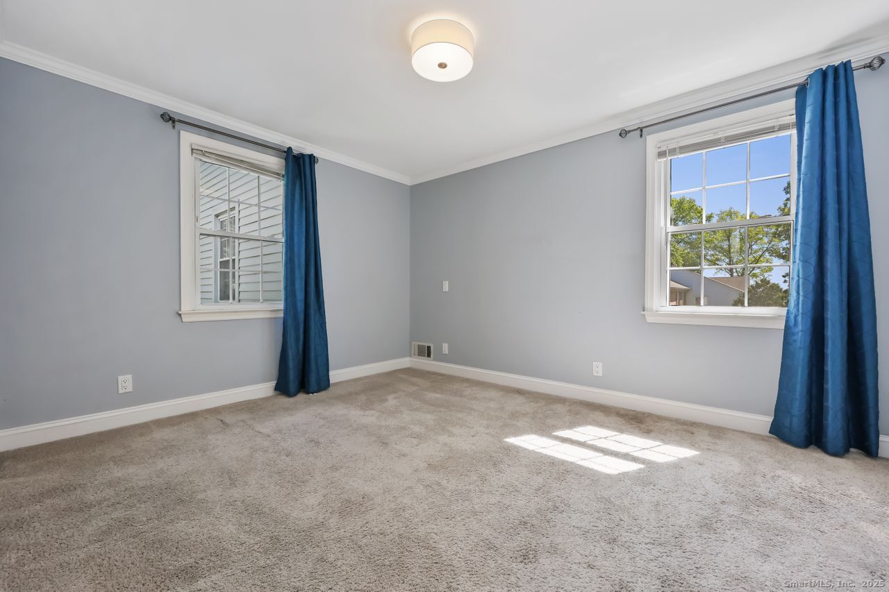 273 Sylvan Knoll