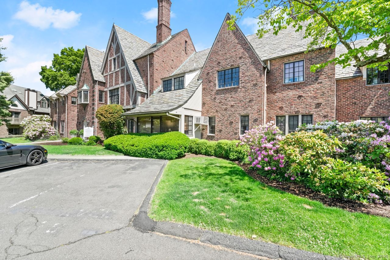 668 Glenbrook Road