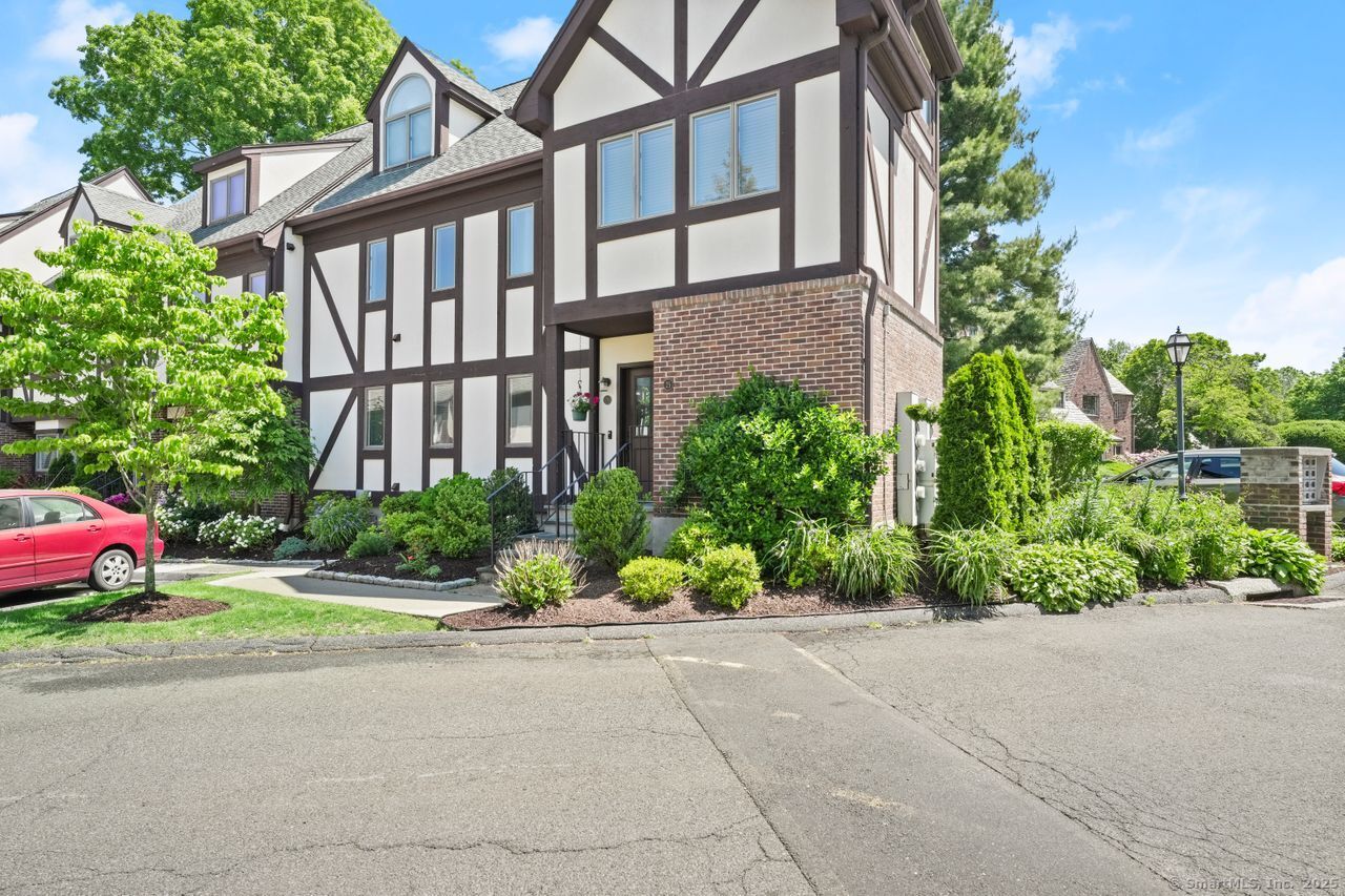 668 Glenbrook Road
