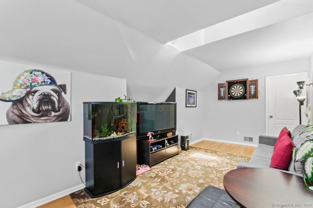 668 Glenbrook Road