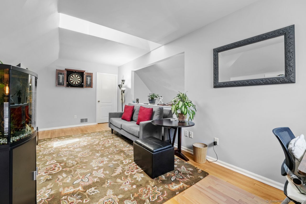 668 Glenbrook Road