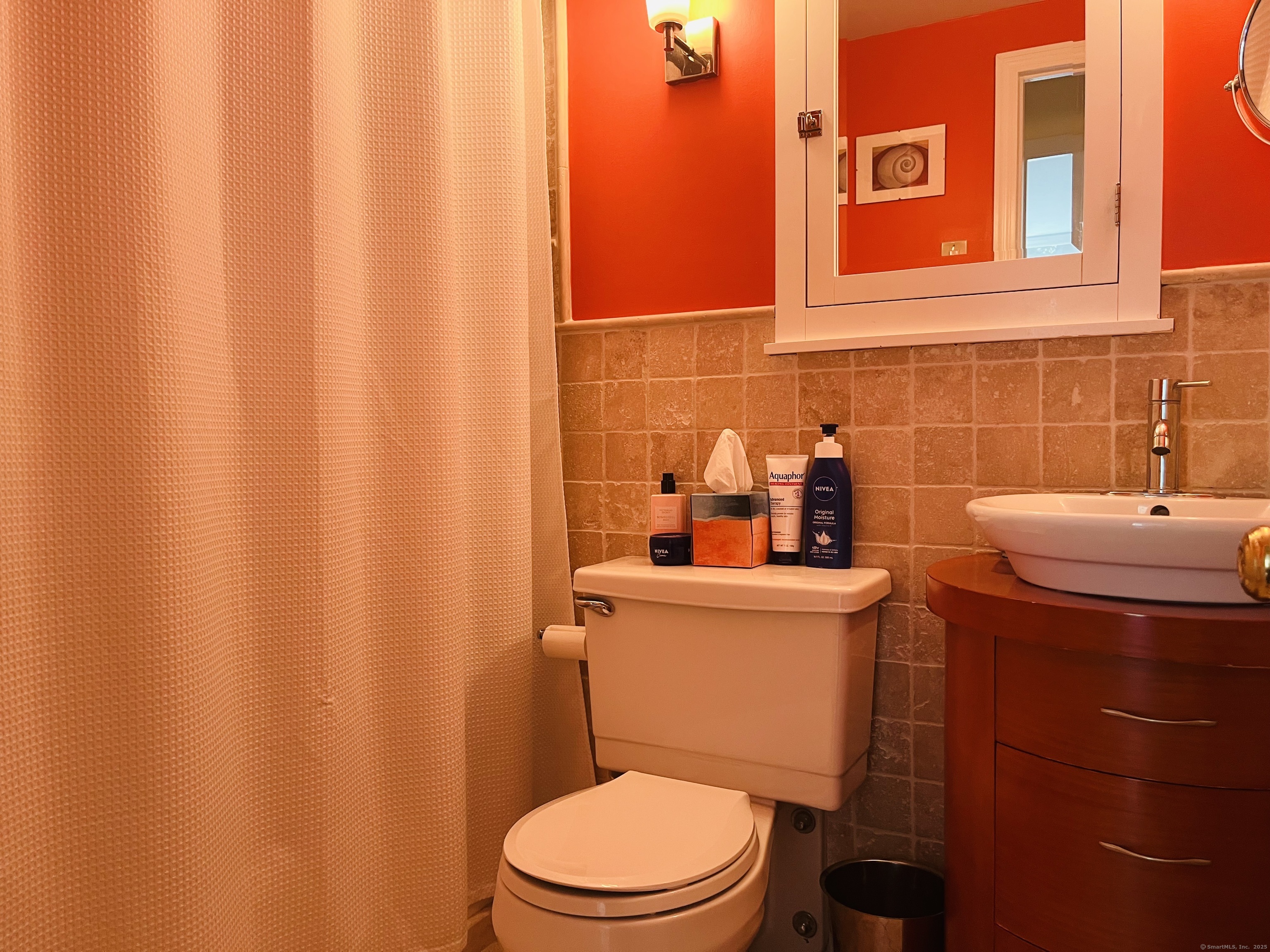 1535 East Putnam Avenue APT 407