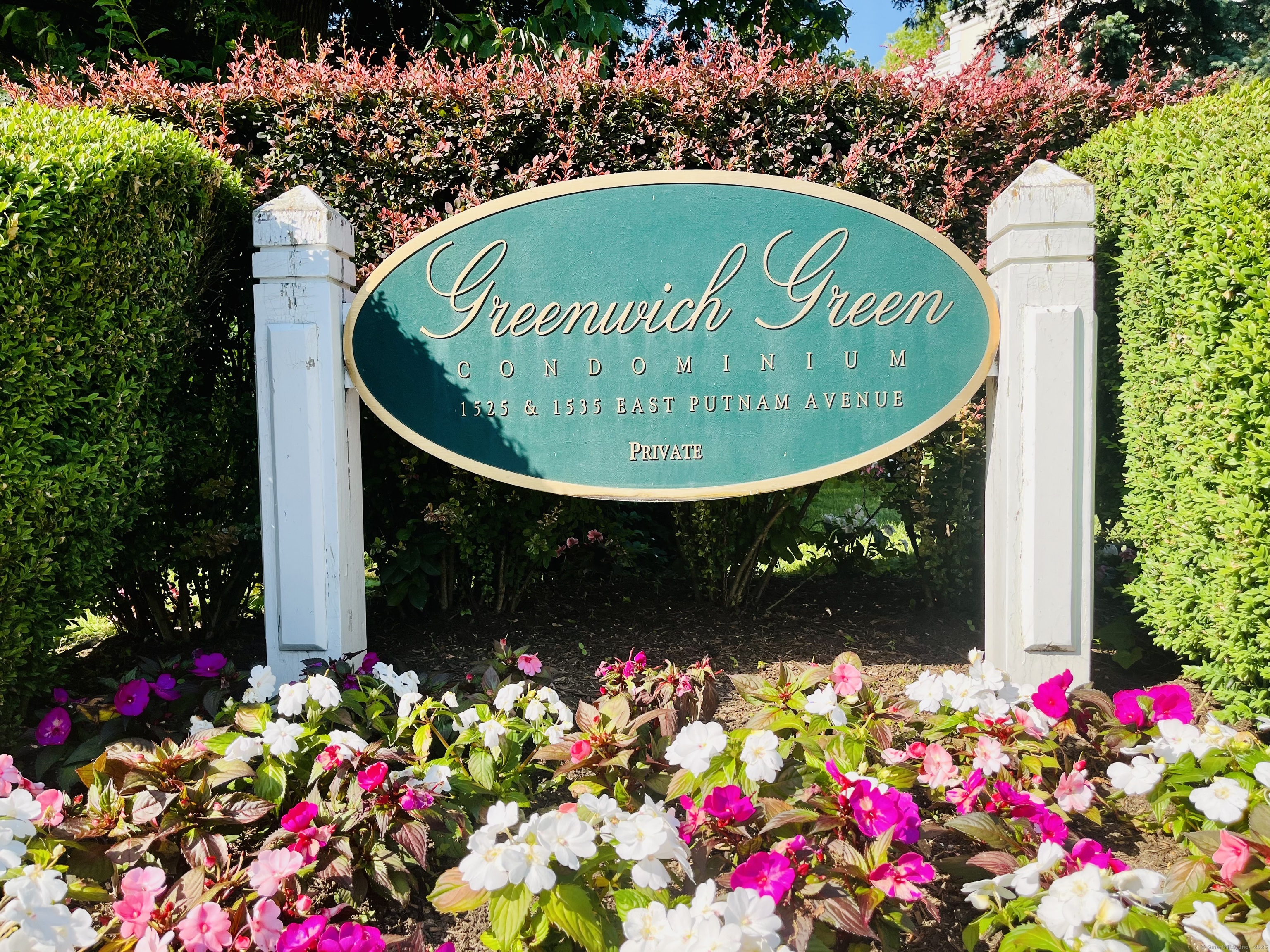 1535 East Putnam Avenue APT 407