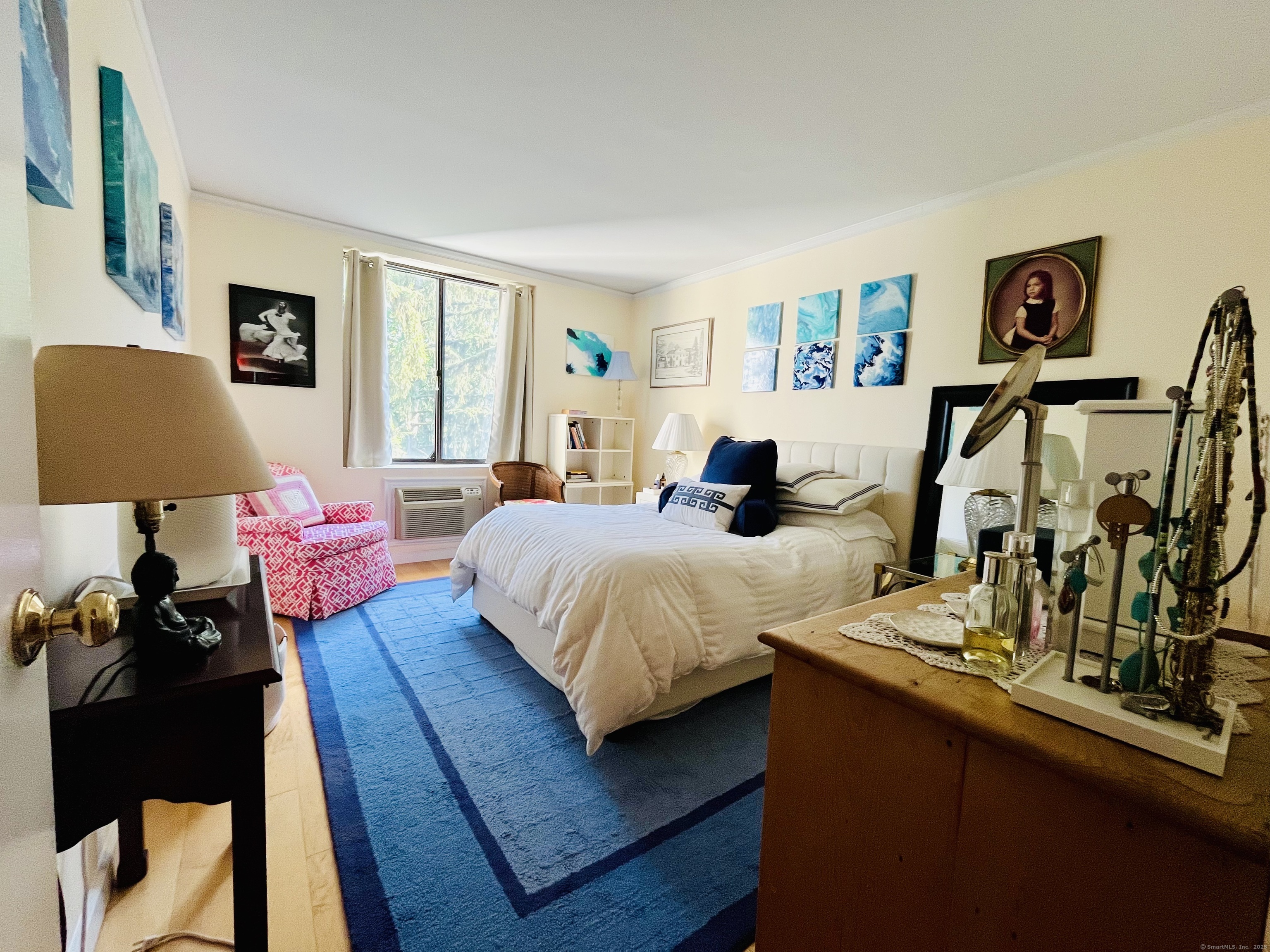 1535 East Putnam Avenue APT 407