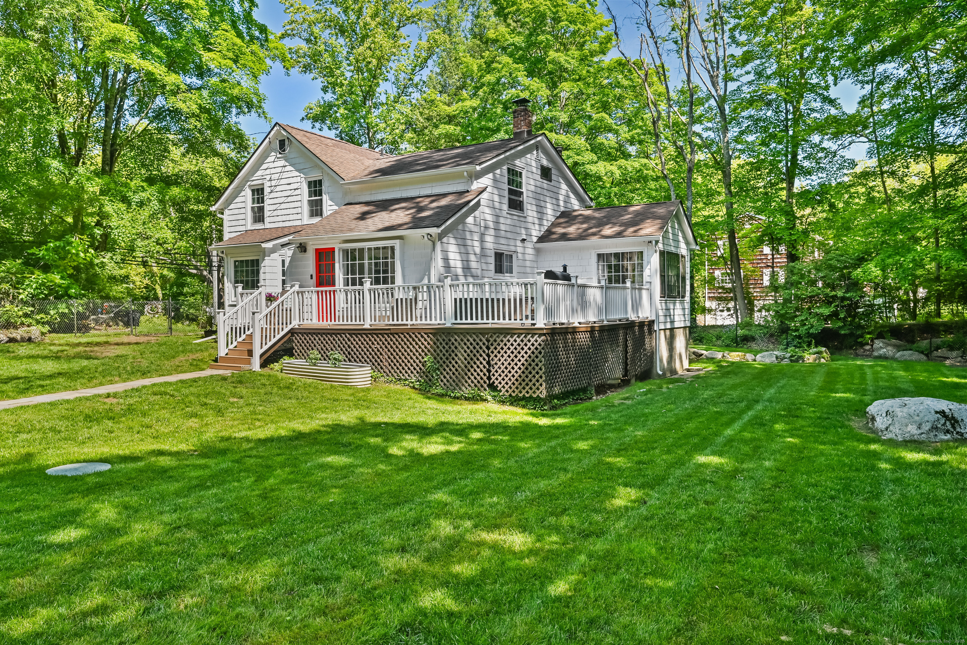 5 Hunting Ridge Road