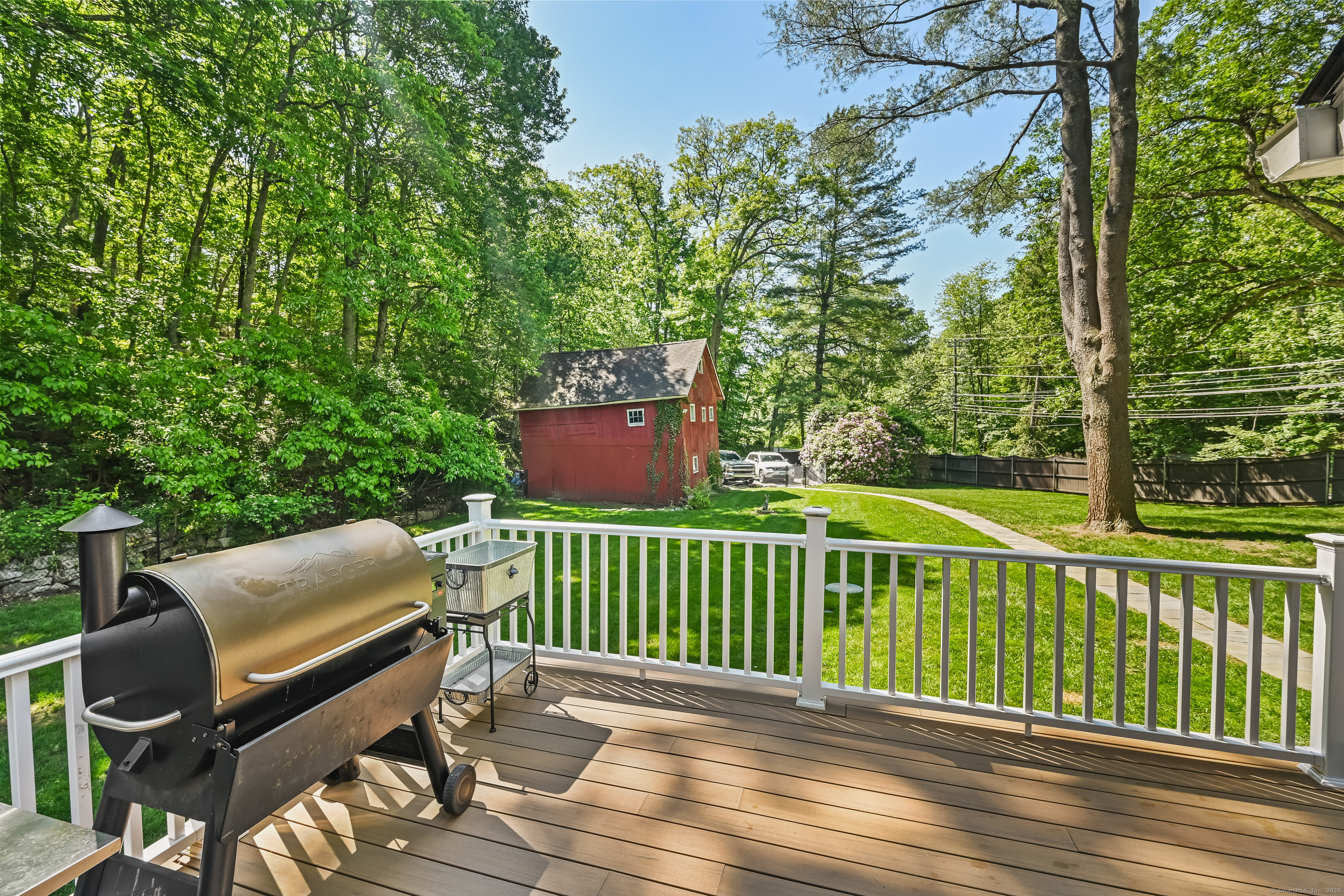 5 Hunting Ridge Road