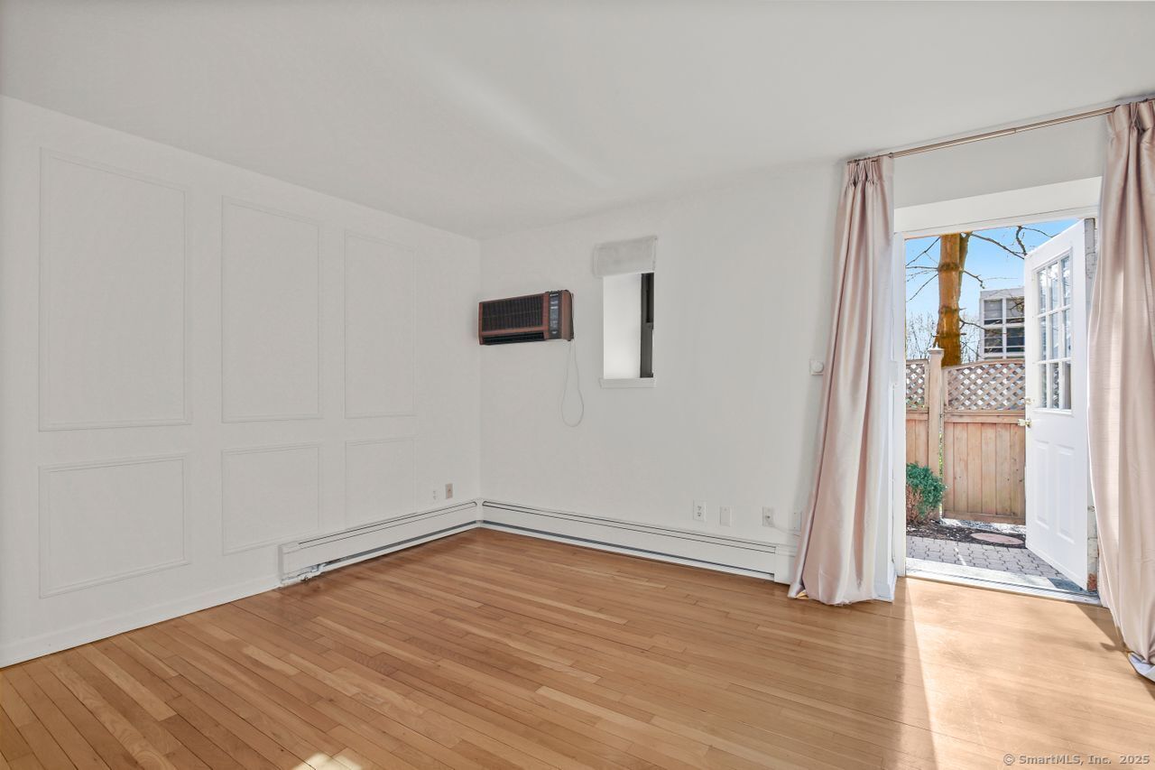15 lafayette Court 1B