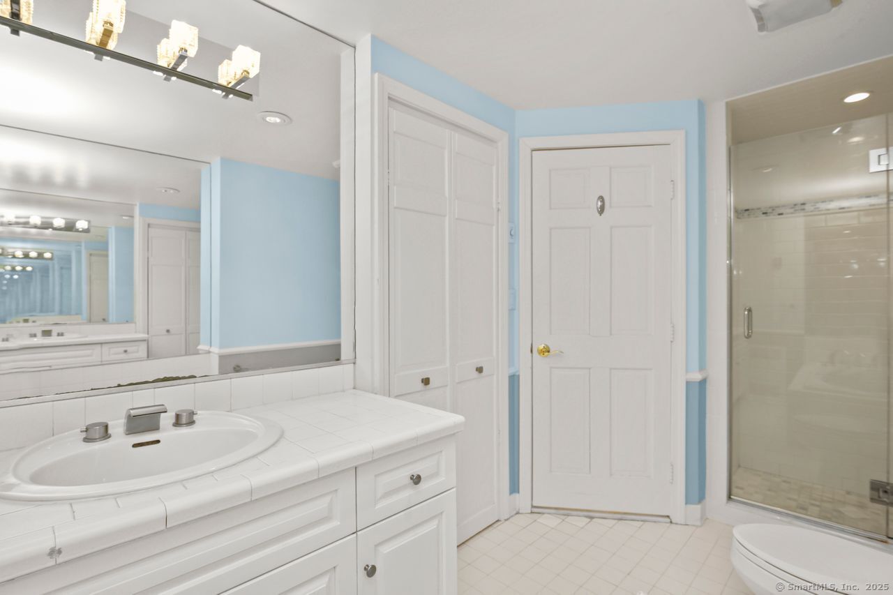 15 lafayette Court 1B