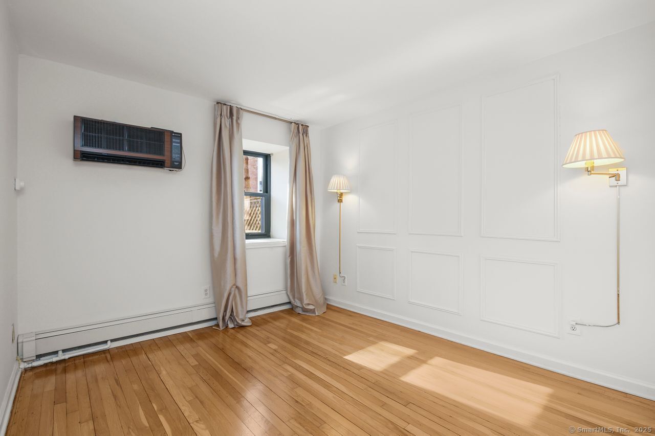 15 lafayette Court 1B