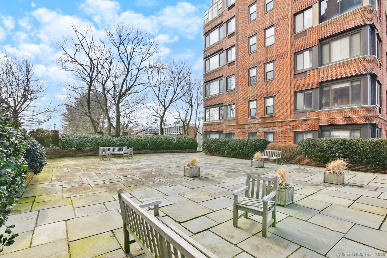 15 lafayette Court 1B