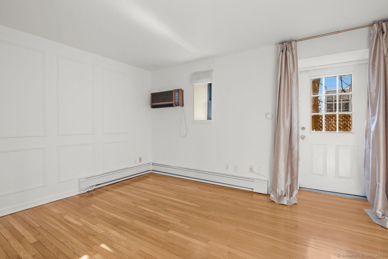 15 lafayette Court 1B