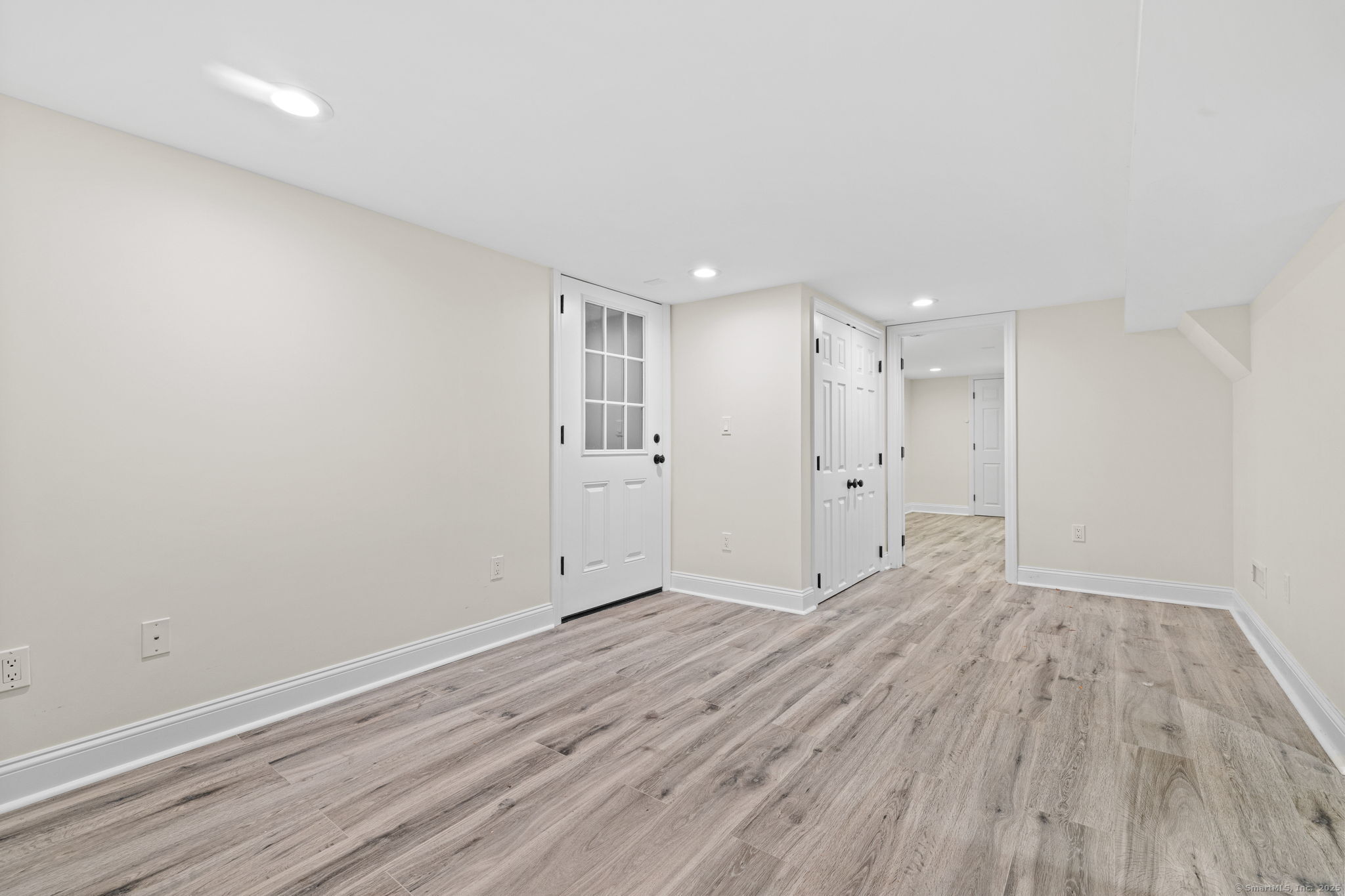 300 Soundview Avenue