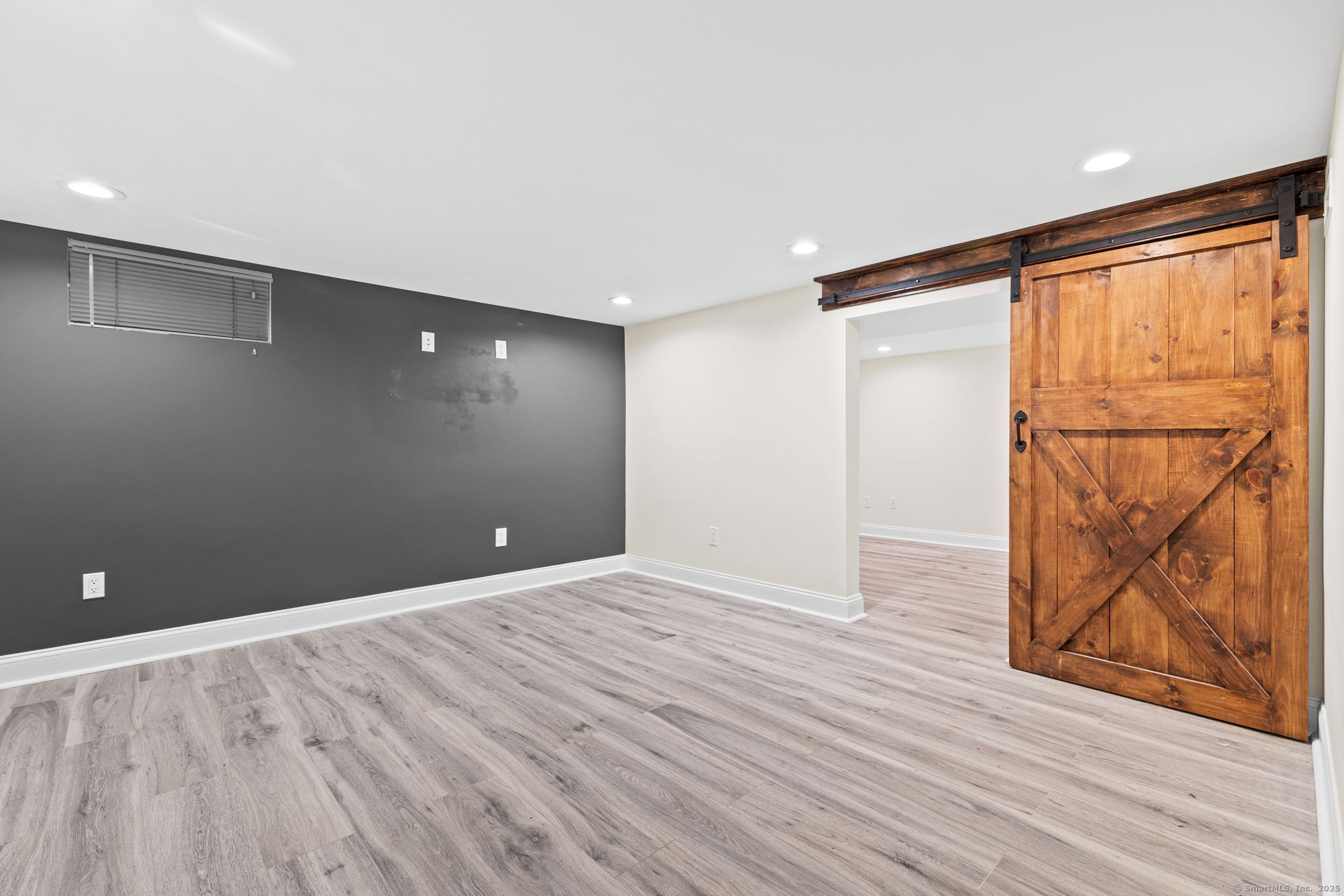 300 Soundview Avenue
