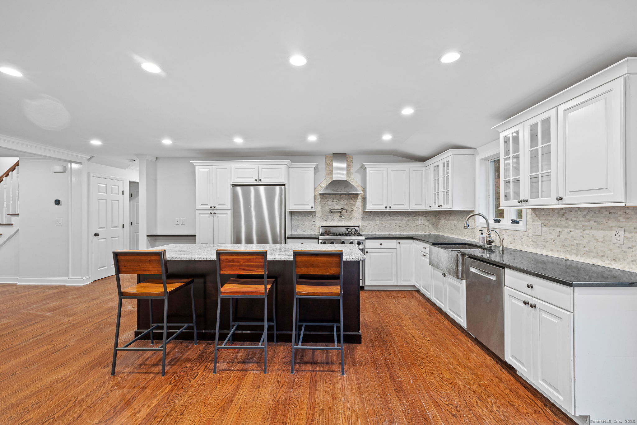 300 Soundview Avenue