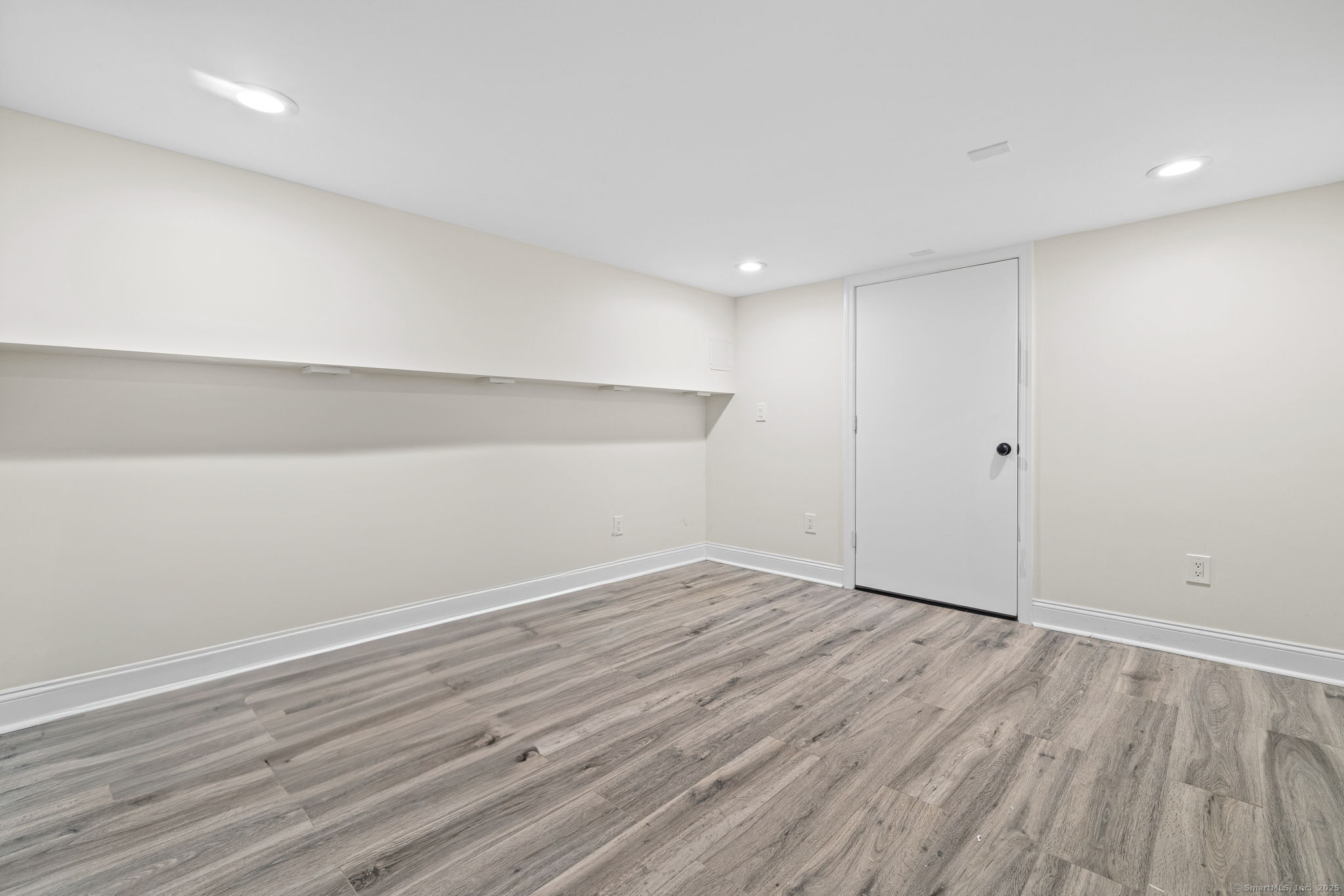 300 Soundview Avenue
