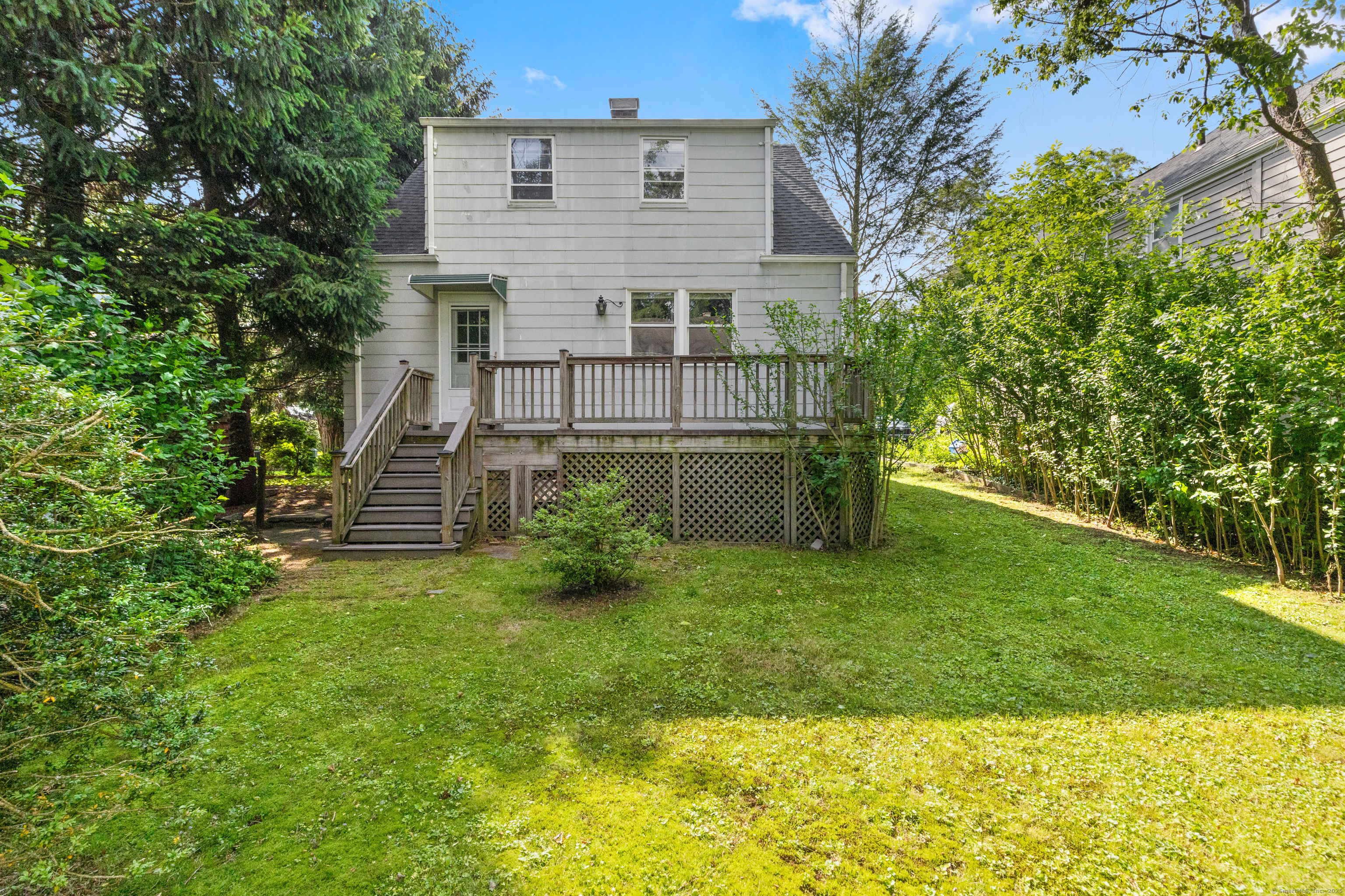 18 Maple Drive