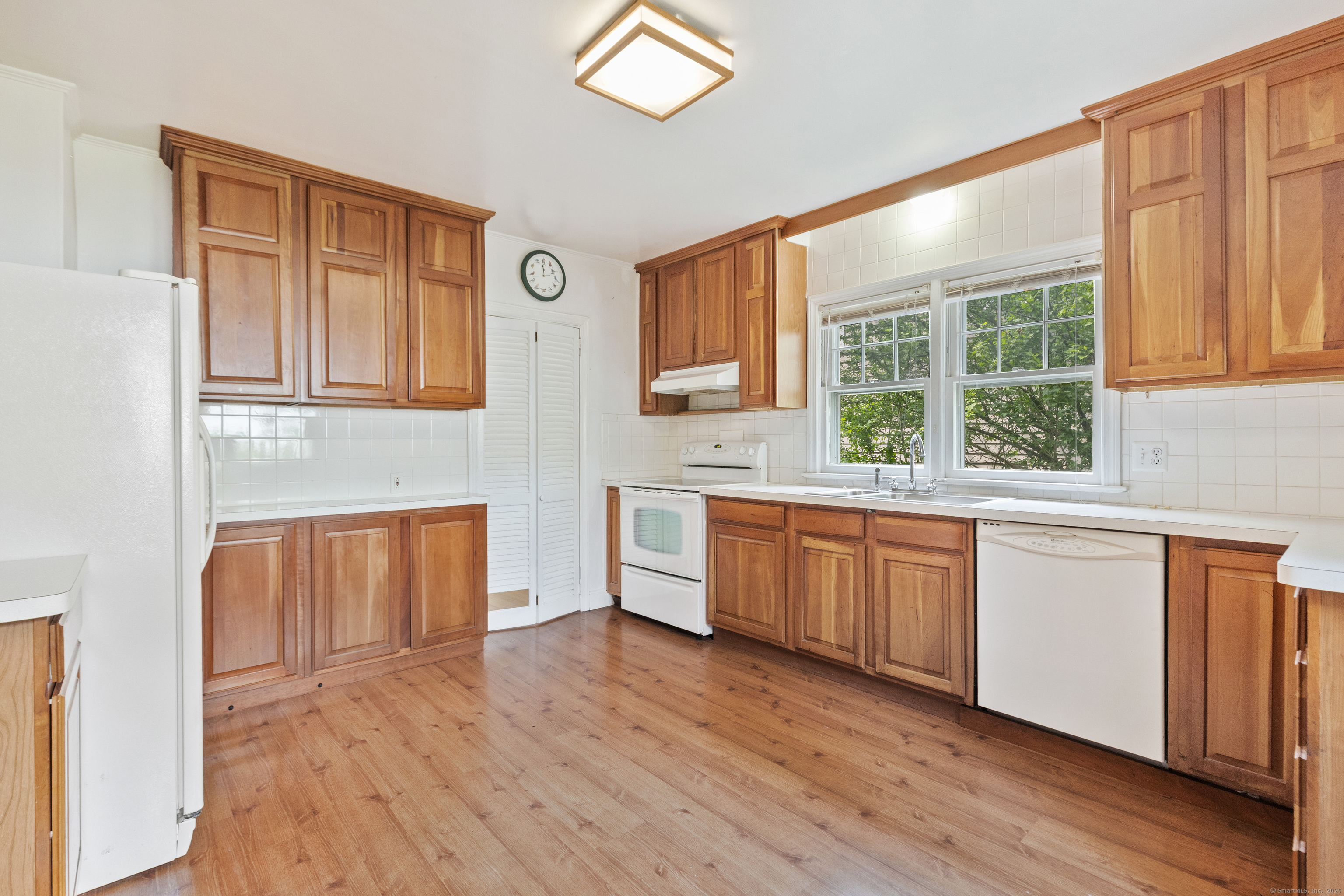 18 Maple Drive
