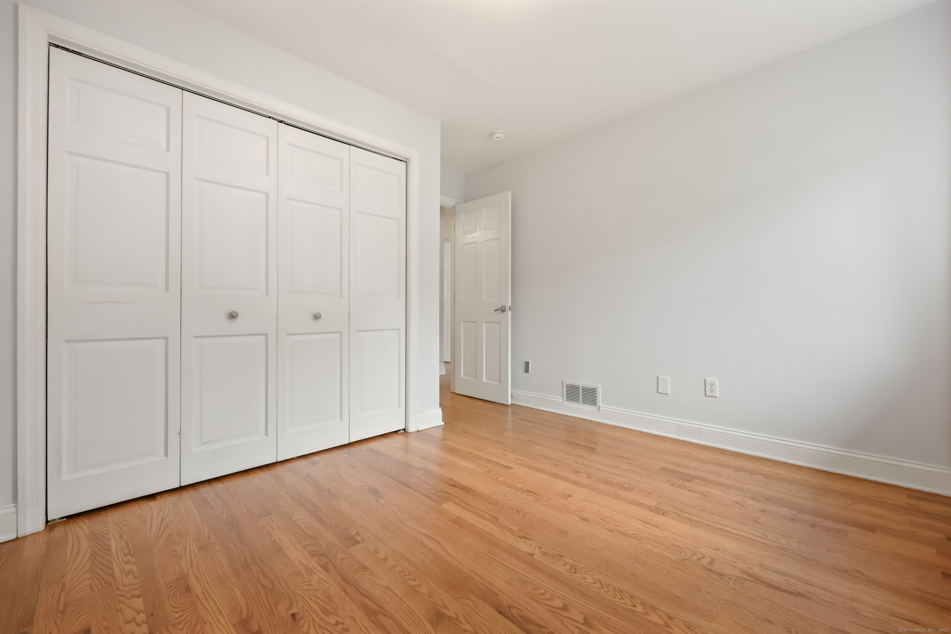 75 Cos Cob Avenue APT 10