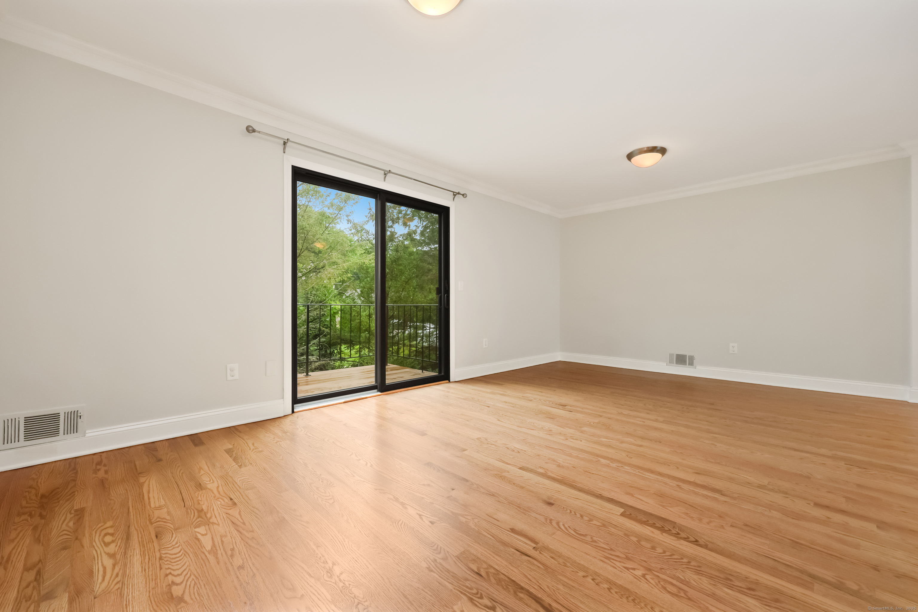 75 Cos Cob Avenue APT 10