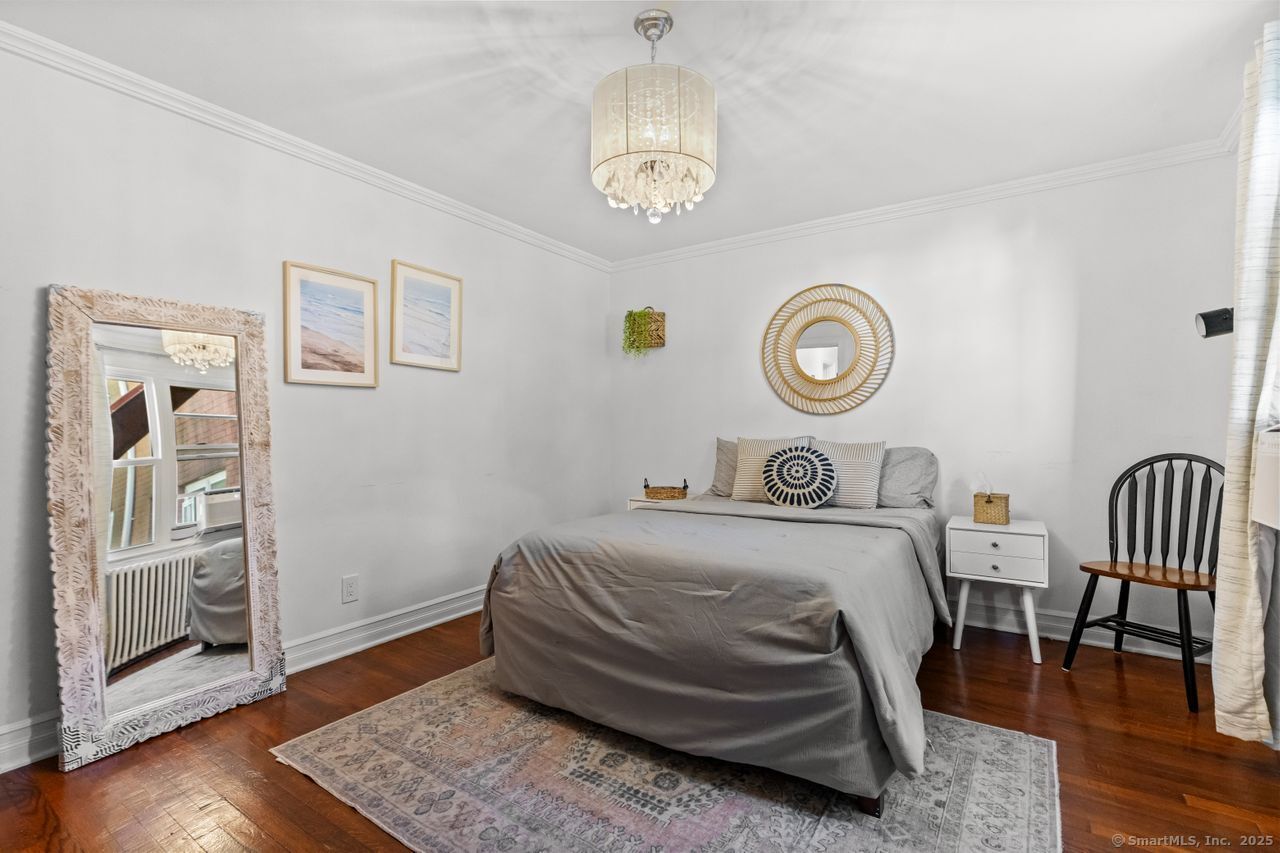 1078 East Main Street APT 2