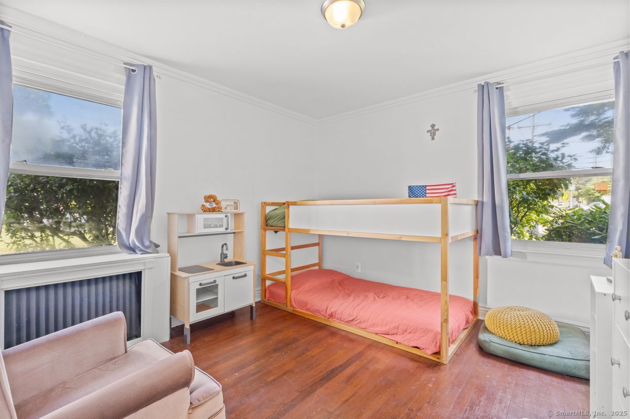 1078 East Main Street APT 2