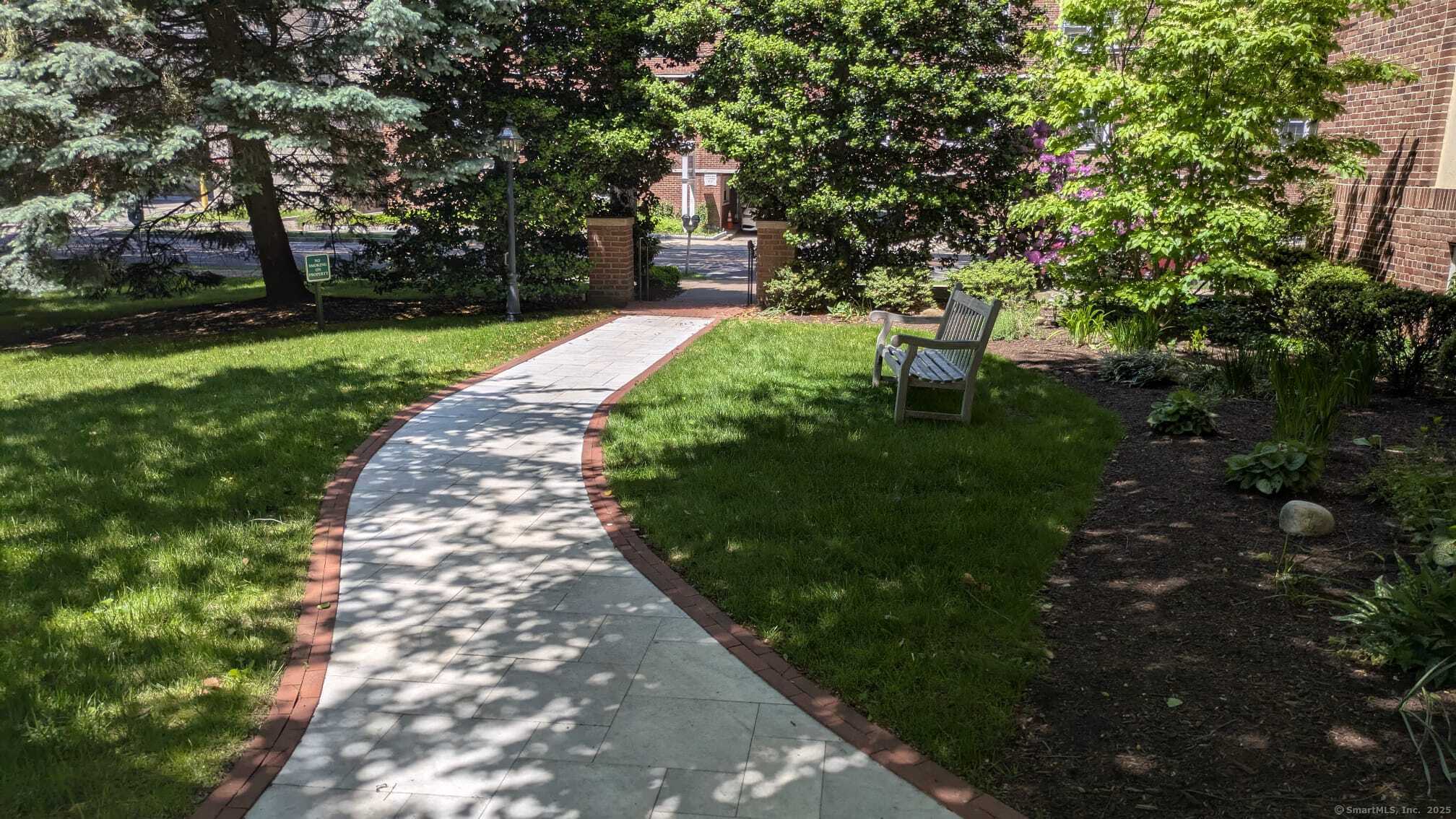 169 Mason Street APT 4D