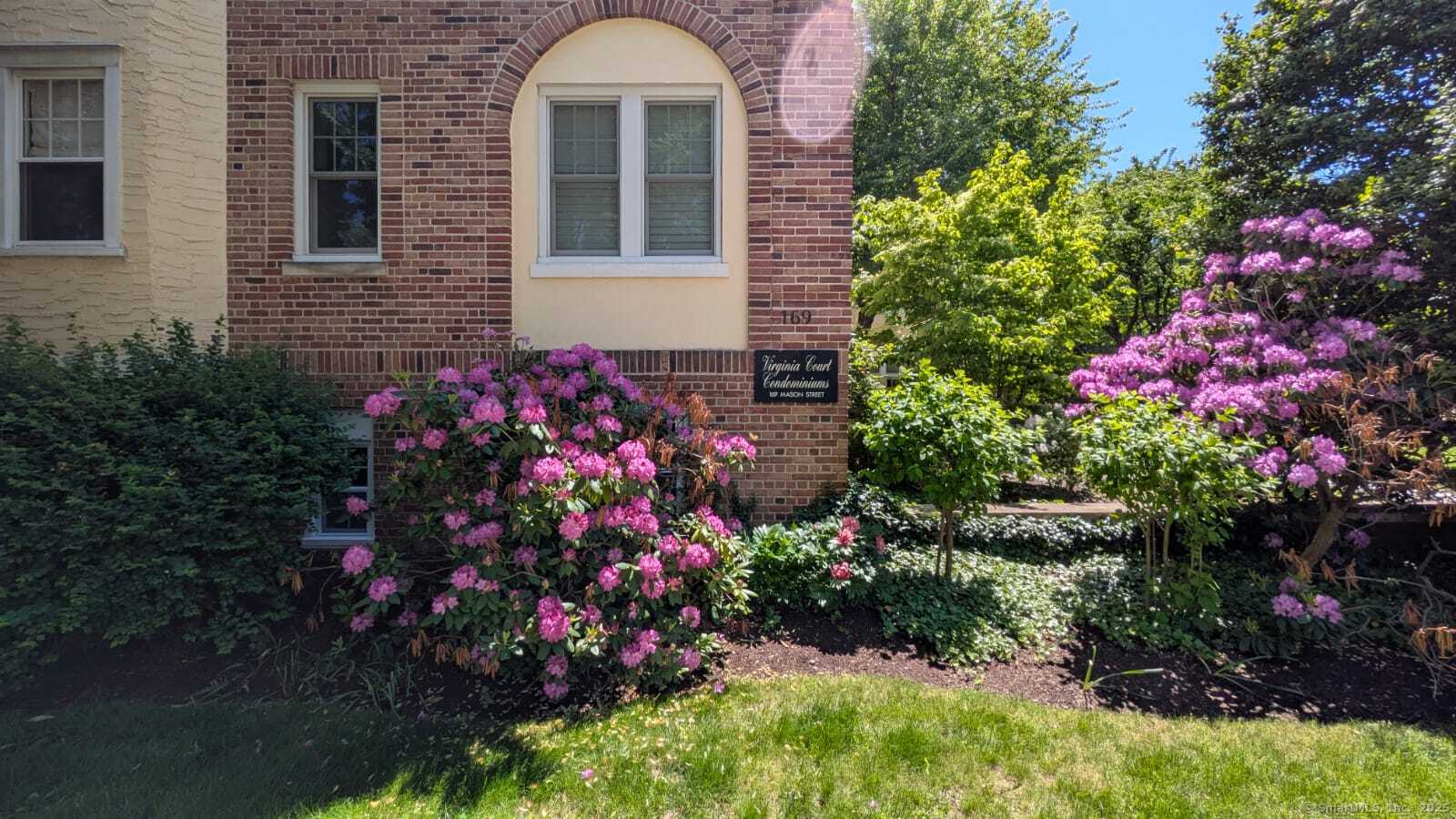 169 Mason Street APT 4D