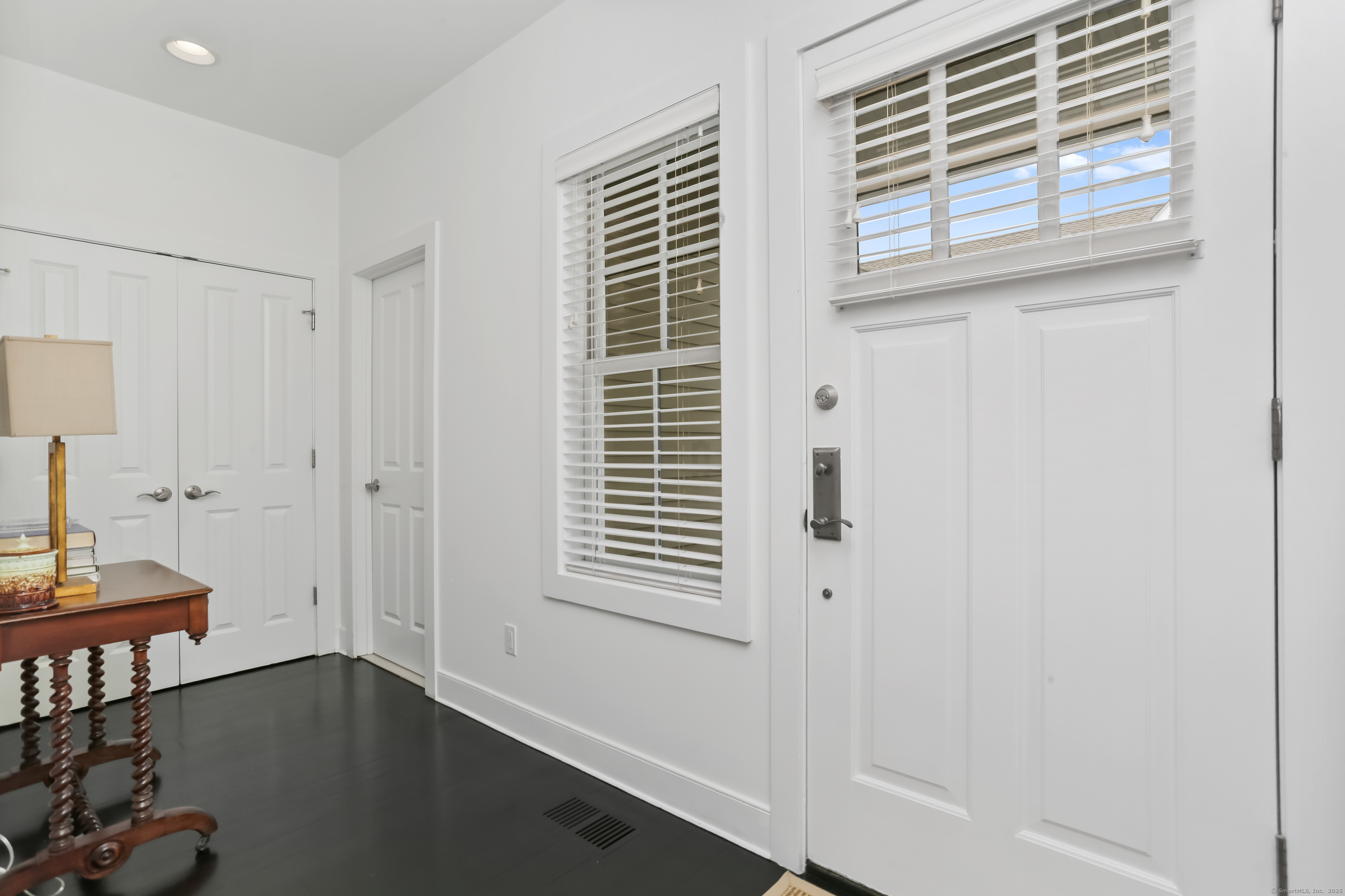 77 Havemeyer Lane 27
