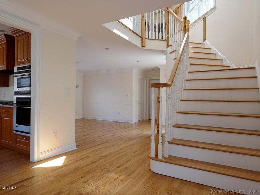 16 Orchard Place