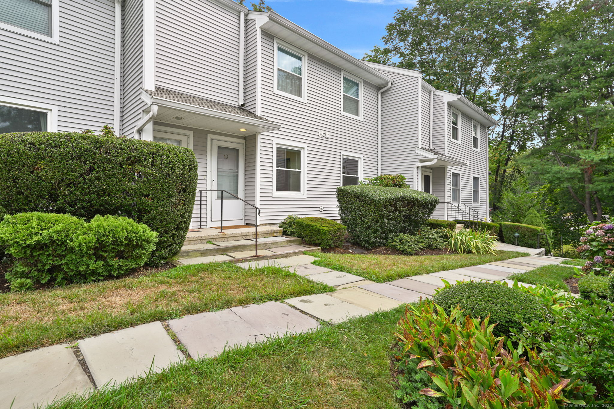 1 Wolfpit Avenue APT 13