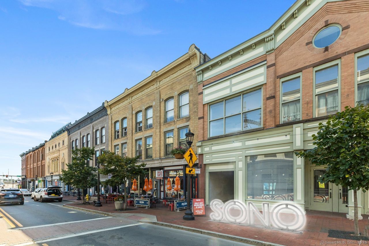 110 Washington Street APT 202