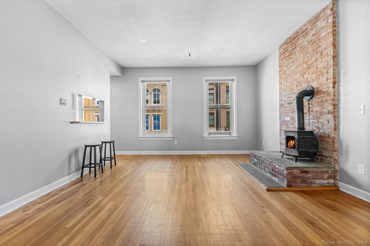 110 Washington Street APT 202